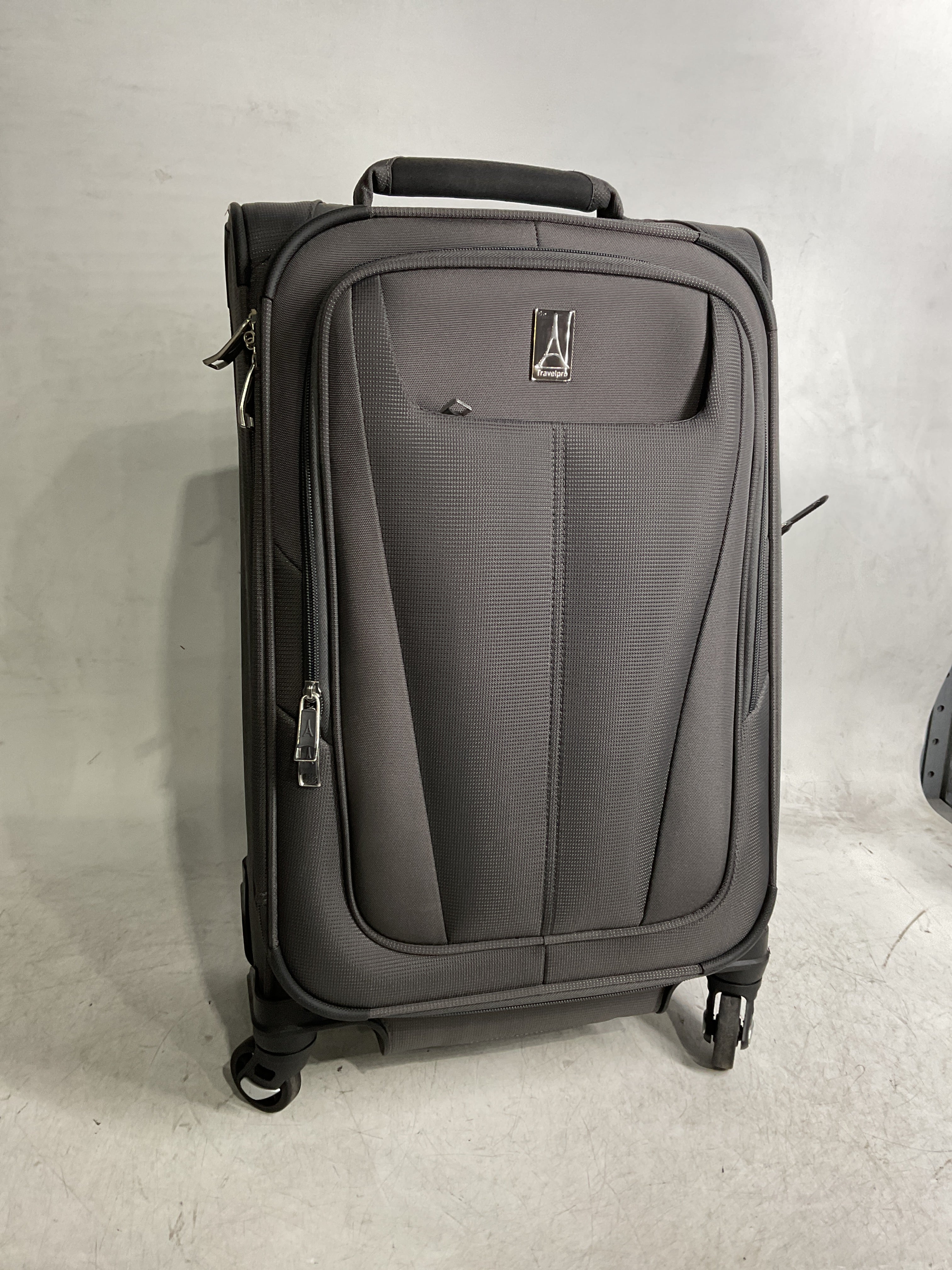 Travelpro Maxlite 5 Softside Expandable Luggage with 4 Spinner Wheels, Lightweight Suitcase, Men and Women ( Shadow Grey , Carry-on 21-Inch ) Shadow Grey Carry On 21 Inch U74