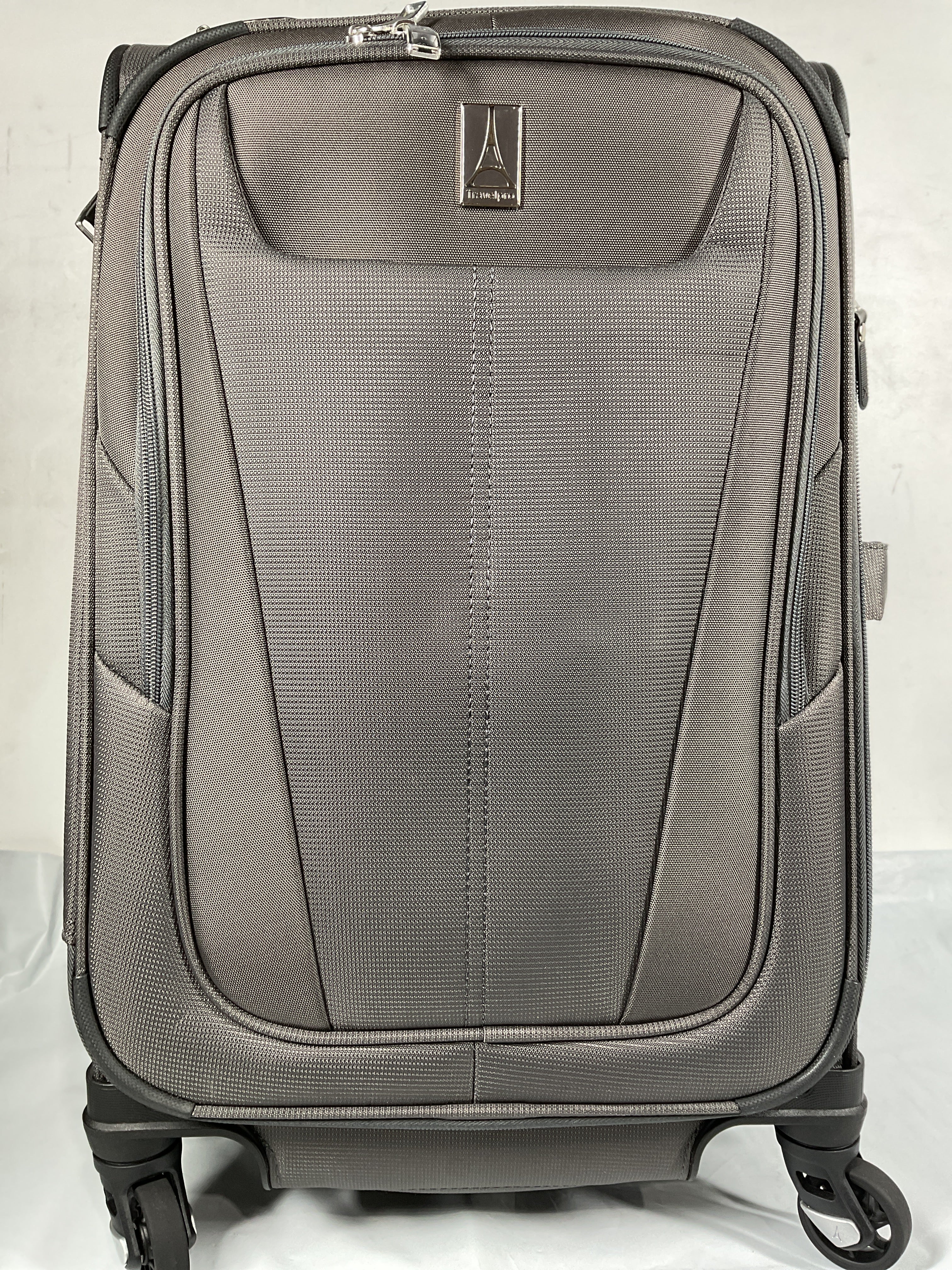 Travelpro Maxlite 5 Softside Expandable Luggage with 4 Spinner Wheels, Lightweight Suitcase, Men and Women ( Shadow Grey , Carry-on 21-Inch ) Shadow Grey Carry On 21 Inch U92