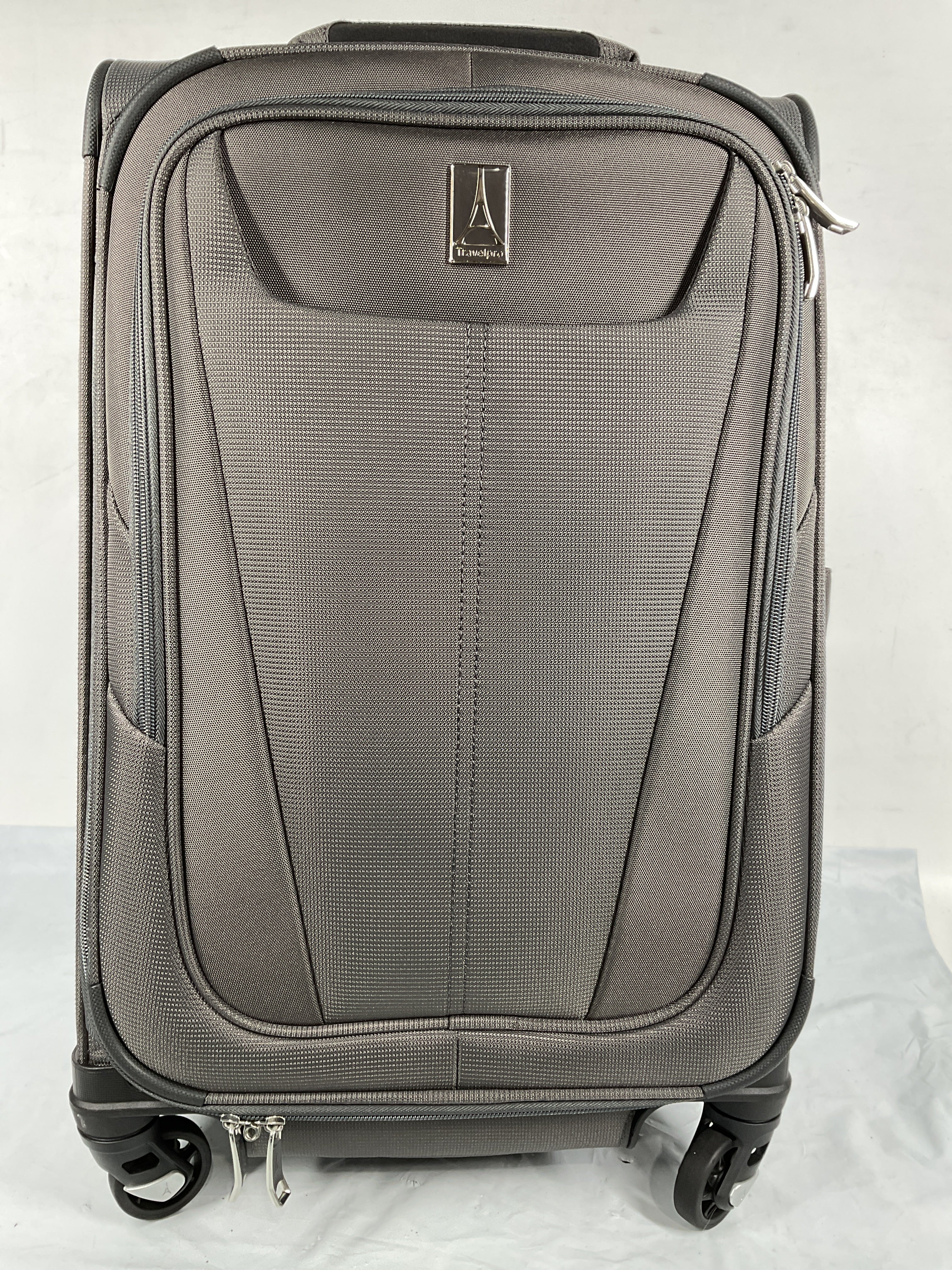 Travelpro Maxlite 5 Softside Expandable Luggage with 4 Spinner Wheels, Lightweight Suitcase, Men and Women ( Shadow Grey , Carry-on 21-Inch ) Shadow Grey Carry On 21 Inch U94
