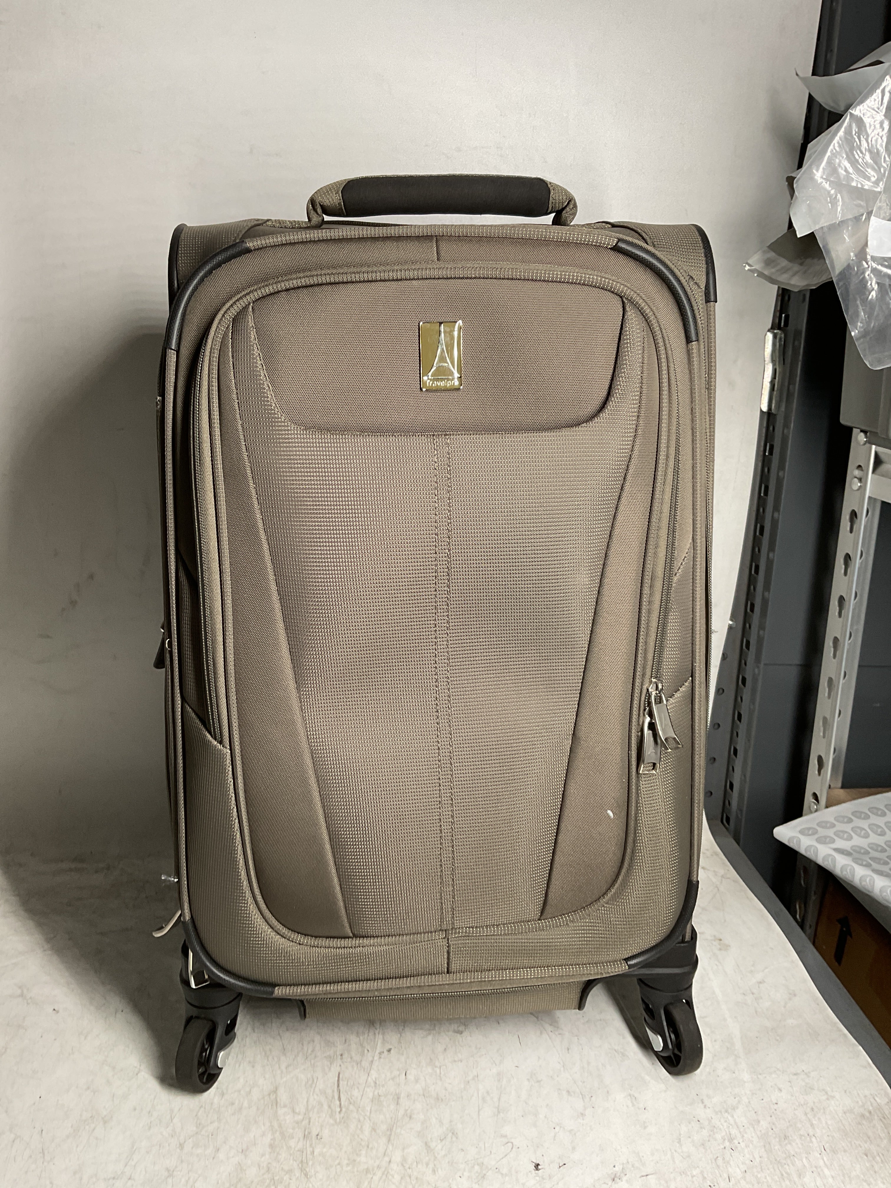 Travelpro Maxlite 5 Softside Expandable Luggage with 4 Spinner Wheels, Lightweight Suitcase, Men and Women ( Slate Green , Carry-on 21-Inch ) Slate Green Carry On 21 Inch U18