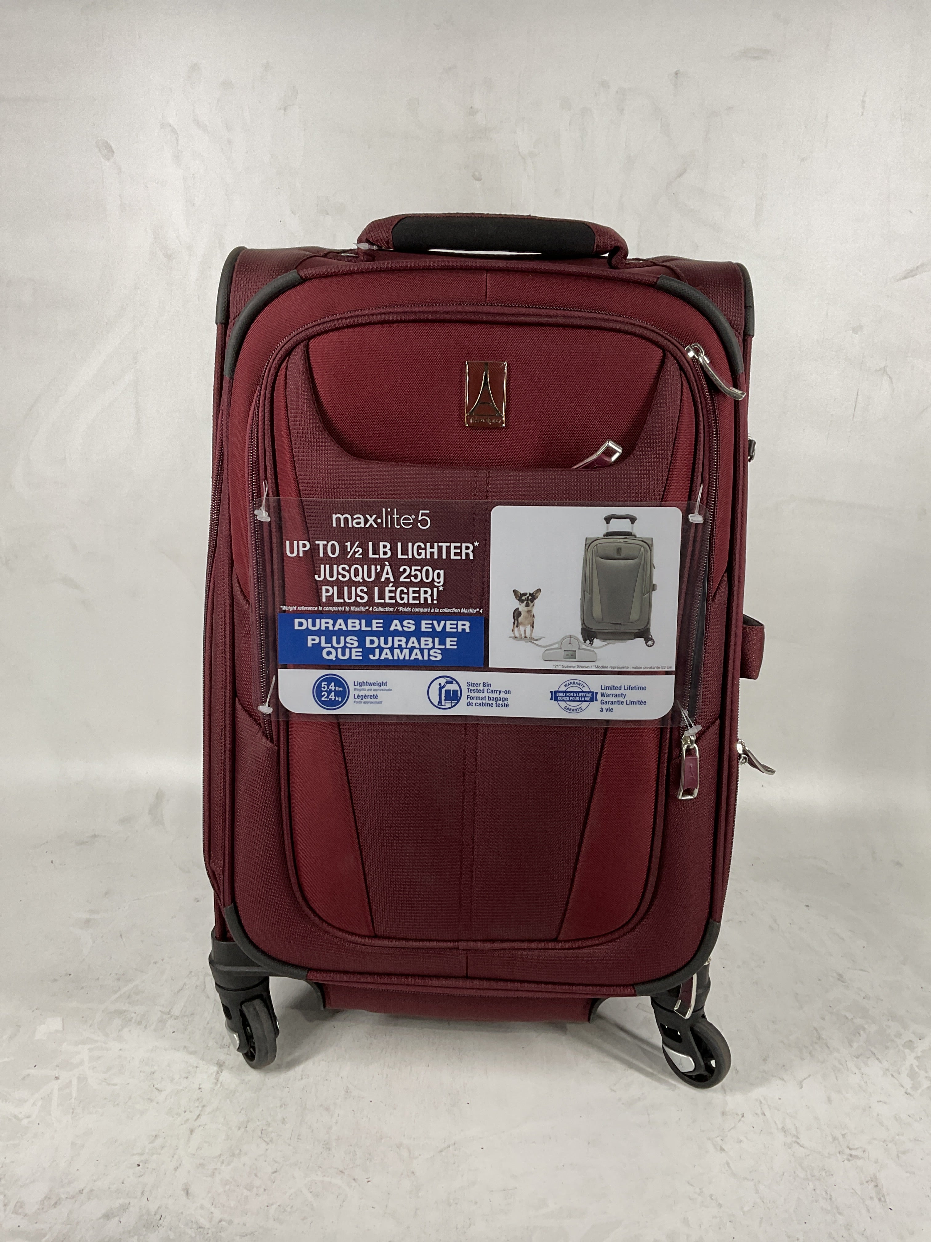 Travelpro Maxlite 5 Softside Expandable Luggage with 4 Spinner Wheels, Lightweight Suitcase, Men and Women Burgundy Carry On 21 Inch U20