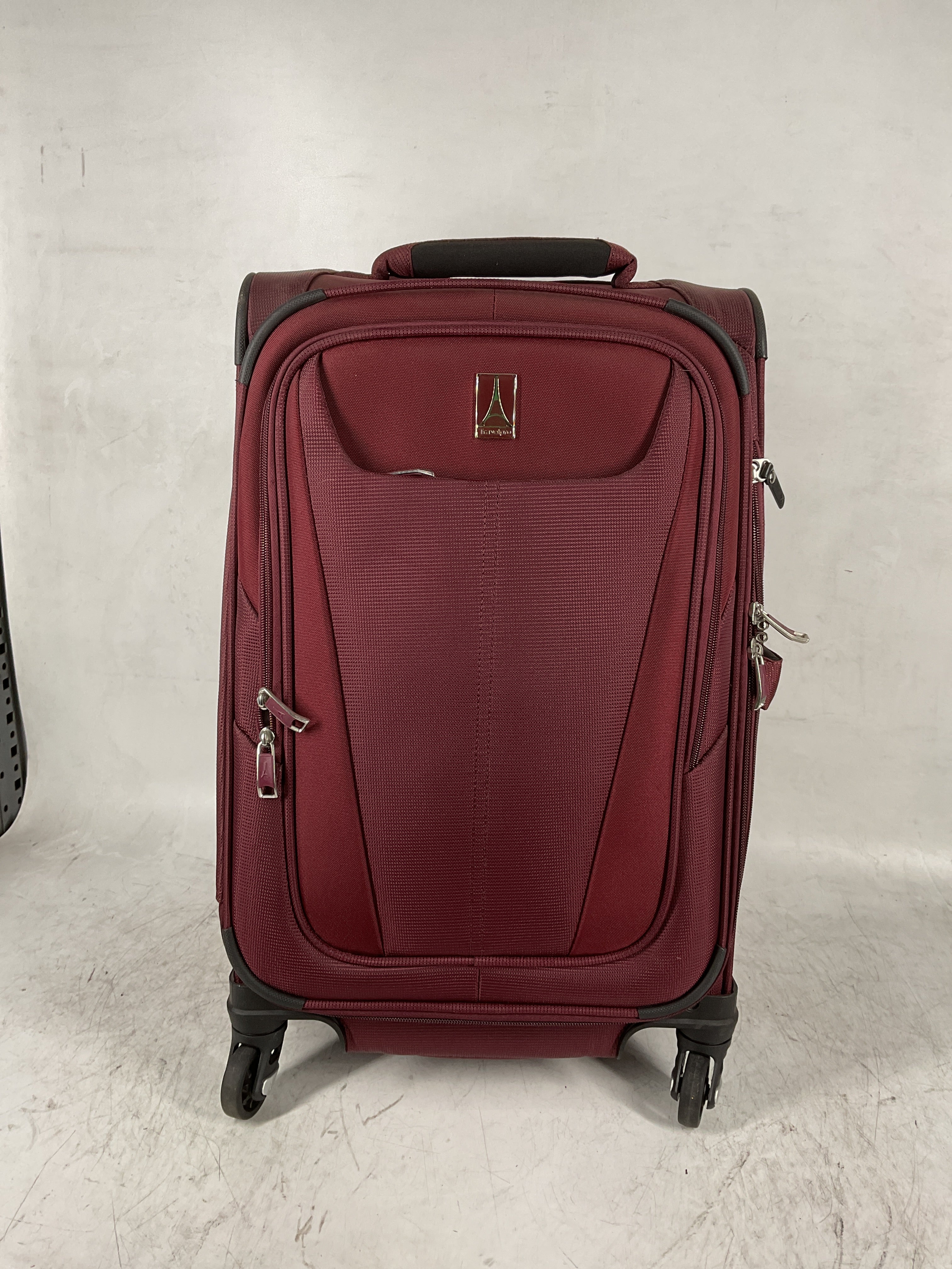 Travelpro Maxlite 5 Softside Expandable Luggage with 4 Spinner Wheels, Lightweight Suitcase, Men and Women ( Burgundy , Carry-on 21-Inch ) Burgundy Carry On 21 Inch U36