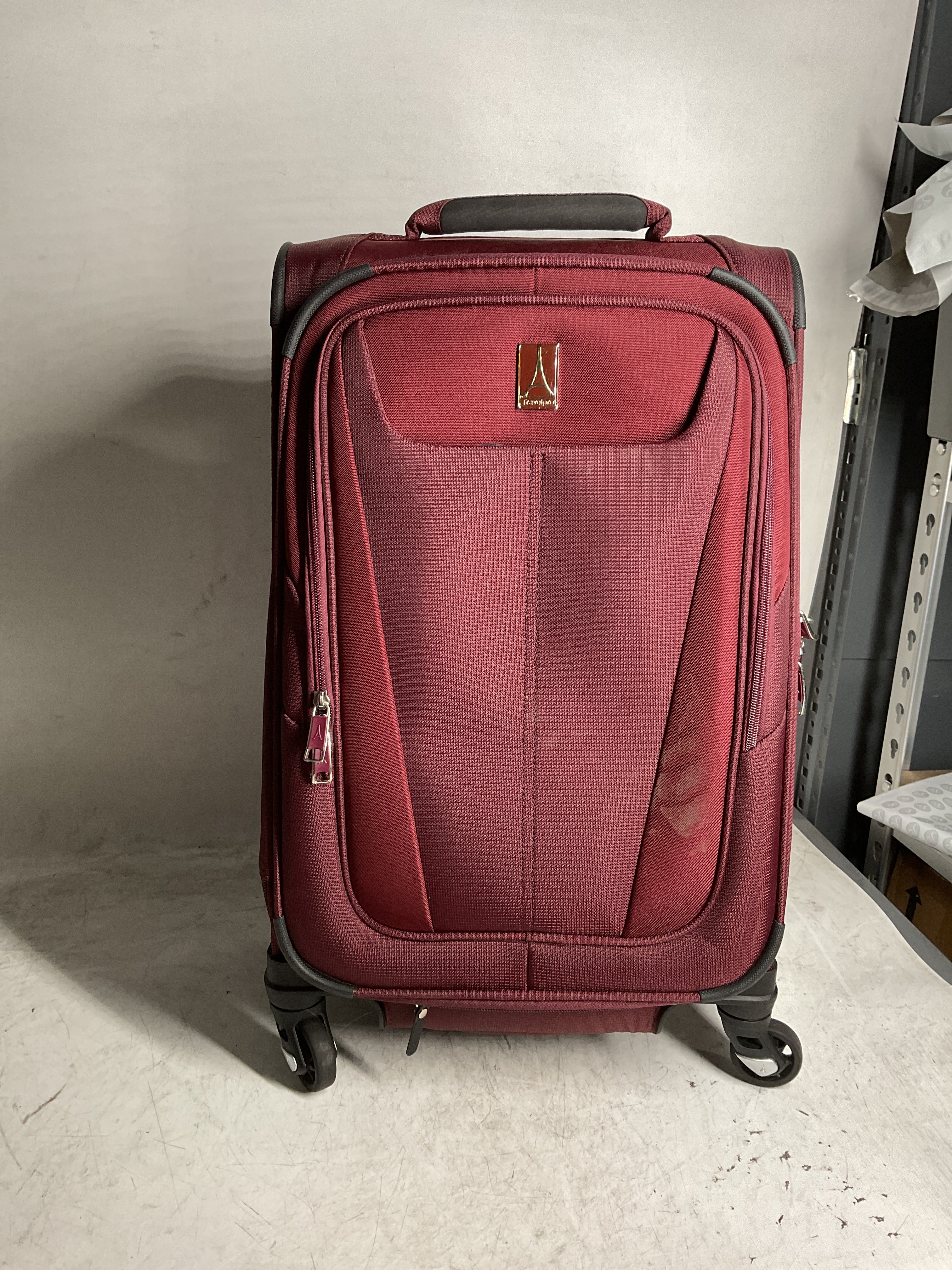 Travelpro Maxlite 5 Softside Expandable Luggage with 4 Spinner Wheels, Lightweight Suitcase, Men and Women ( Burgundy , Carry-on 21-Inch ) Burgundy Carry On 21 Inch U39