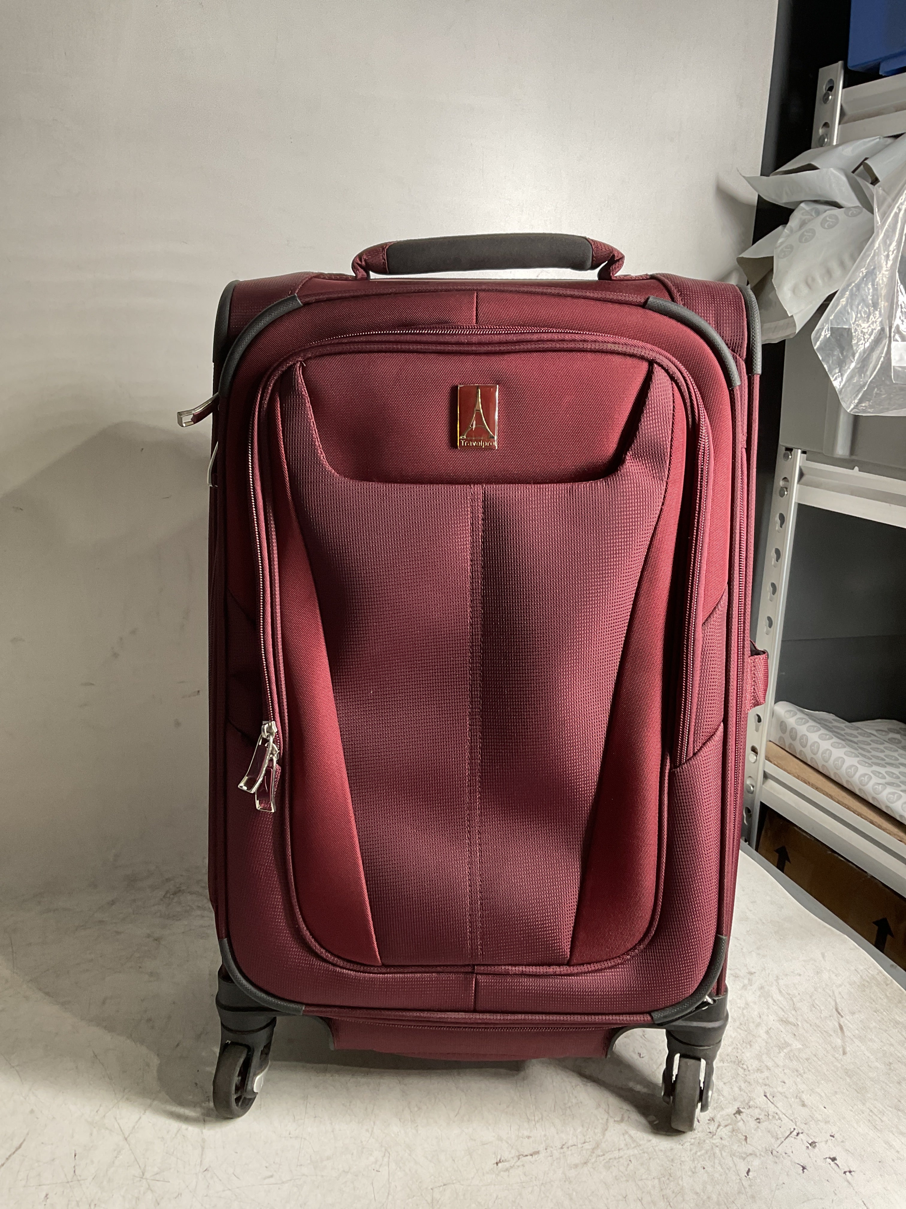 Travelpro Maxlite 5 Softside Expandable Luggage with 4 Spinner Wheels, Lightweight Suitcase, Men and Women ( Burgundy , Carry-on 21-Inch ) Burgundy Carry On 21 Inch U46