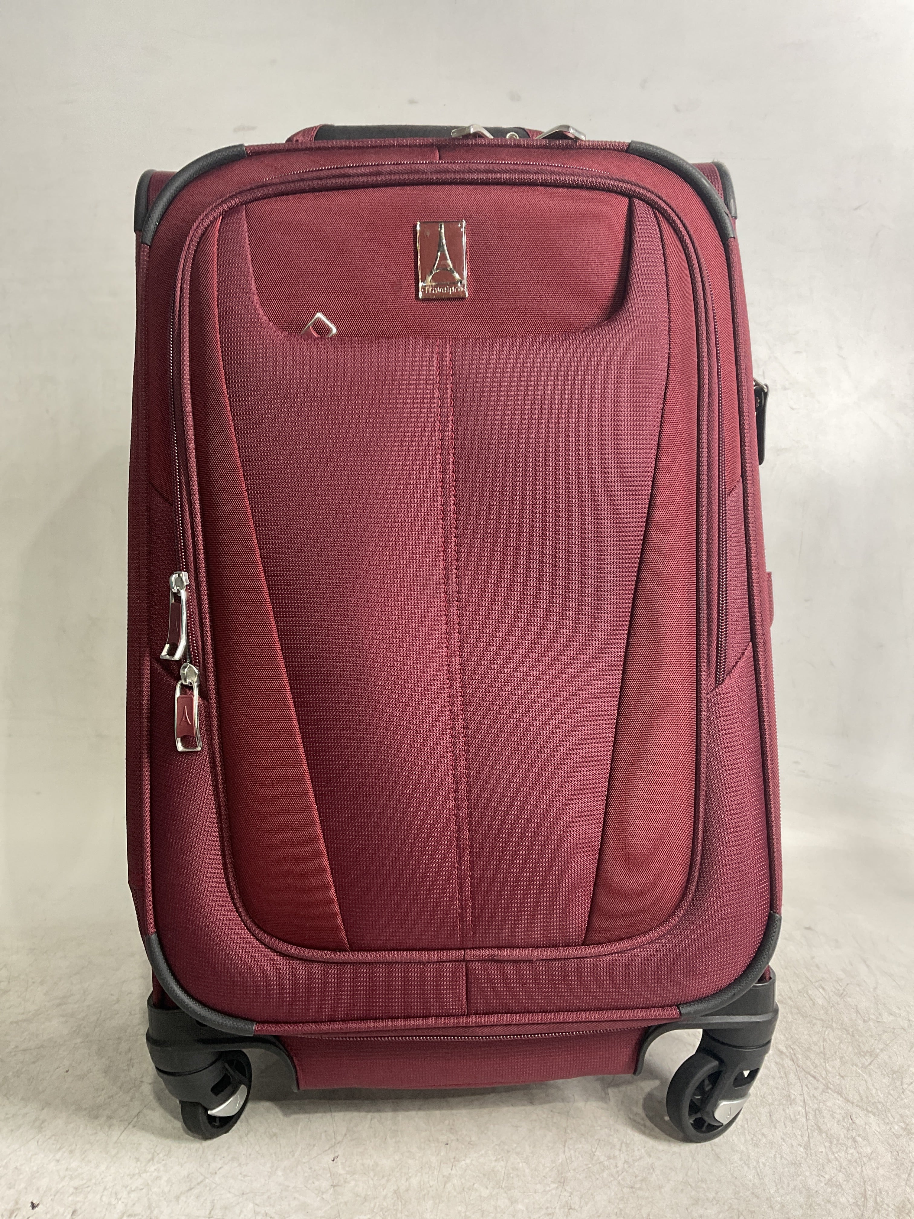 Travelpro Maxlite 5 Softside Expandable Luggage with 4 Spinner Wheels, Lightweight Suitcase, Men and Women ( Burgundy , Carry-on 21-Inch ) Burgundy Carry On 21 Inch U58
