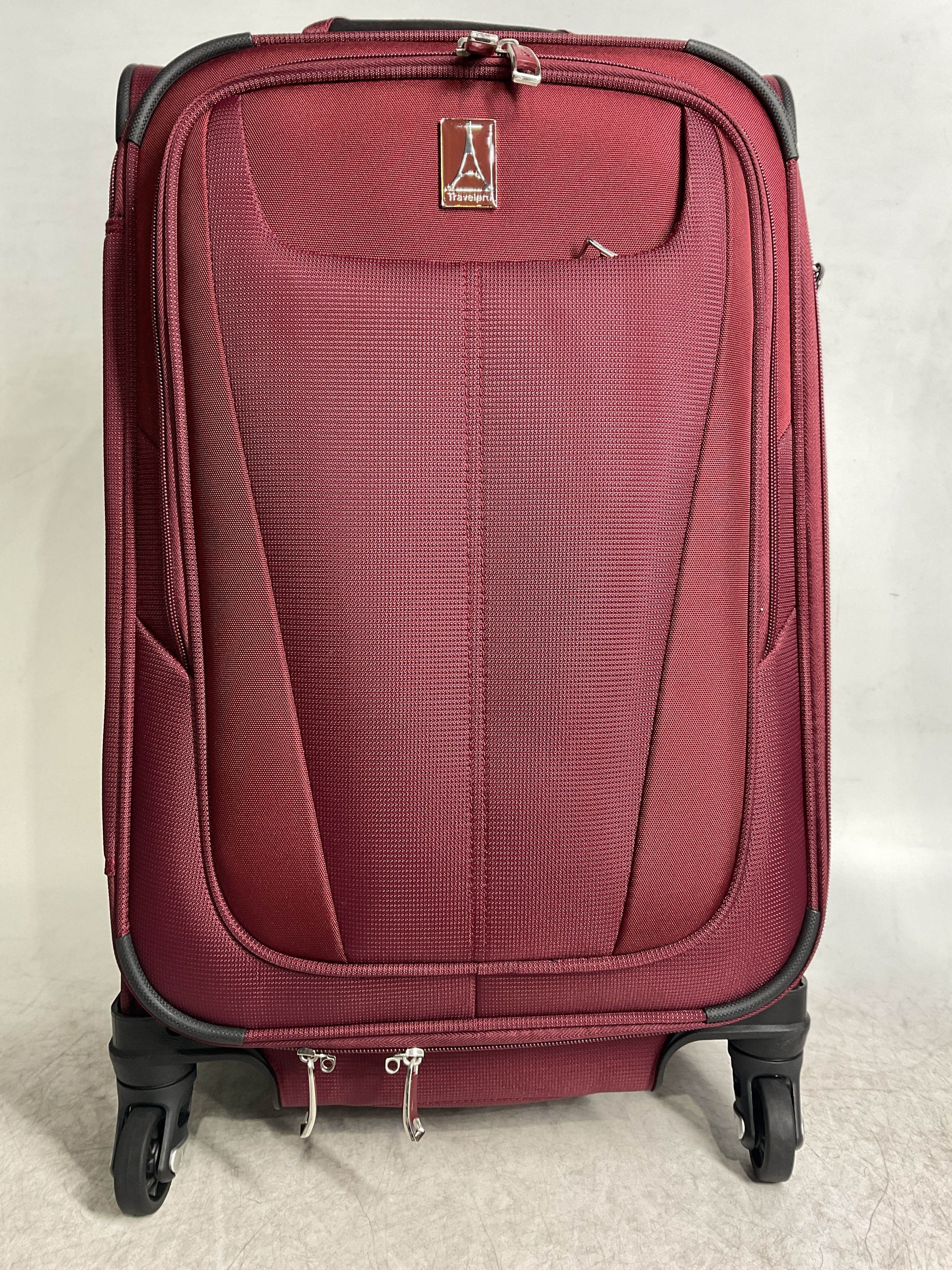 Travelpro Maxlite 5 Softside Expandable Luggage with 4 Spinner Wheels, Lightweight Suitcase, Men and Women ( Burgundy , Carry-on 21-Inch ) Burgundy Carry On 21 Inch U61