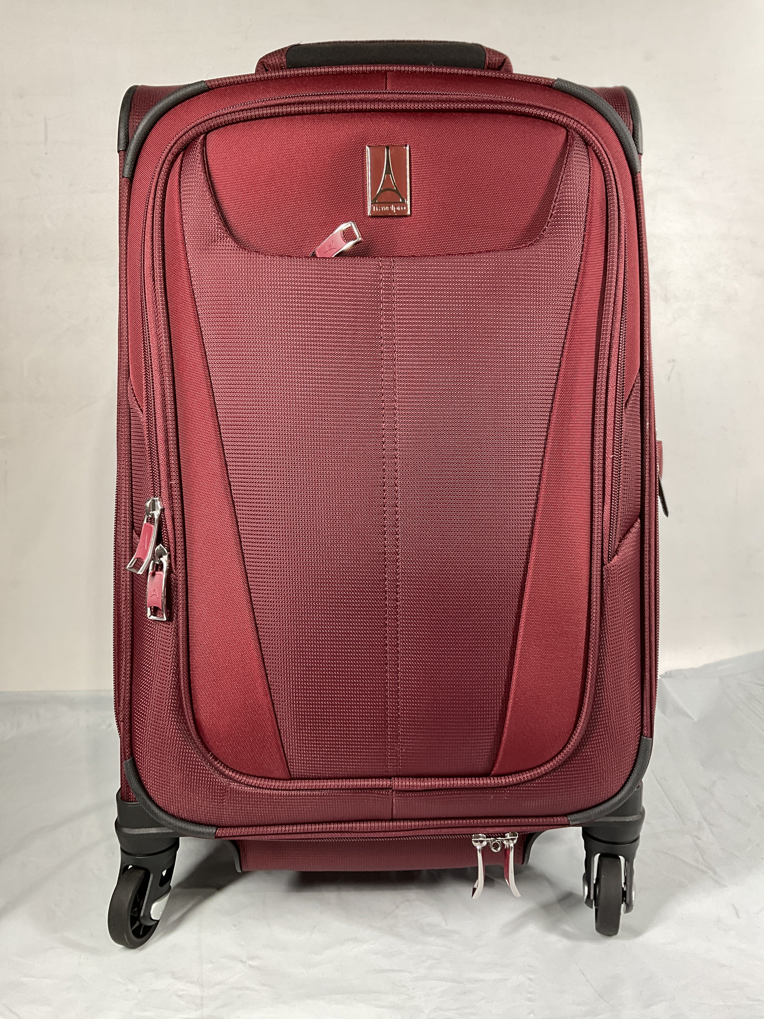Travelpro Maxlite 5 Softside Expandable Luggage with 4 Spinner Wheels, Lightweight Suitcase, Men and Women ( Burgundy , Carry-on 21-Inch ) Burgundy Carry On 21 Inch U64