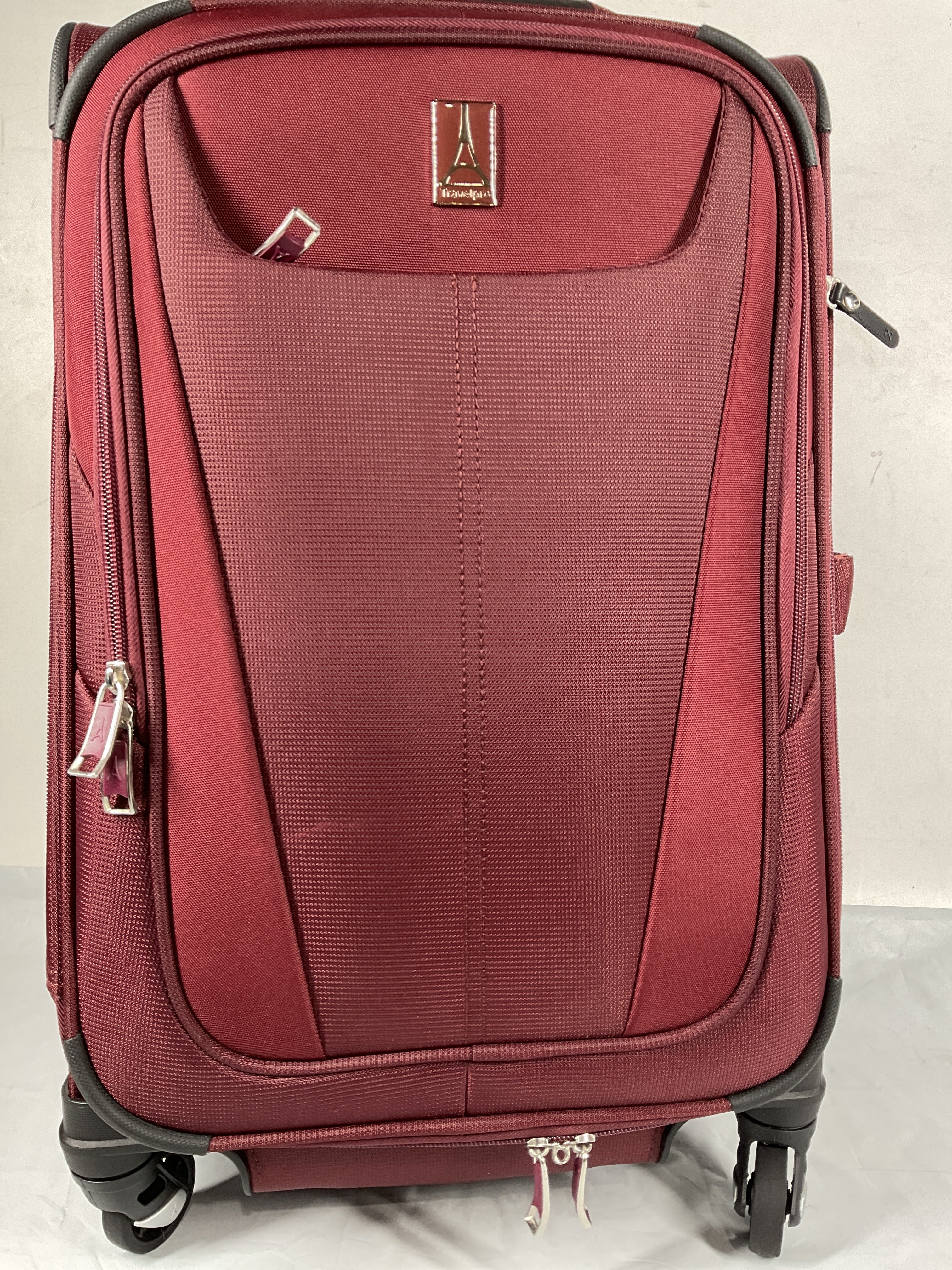Travelpro Maxlite 5 Softside Expandable Luggage with 4 Spinner Wheels, Lightweight Suitcase, Men and Women ( Burgundy , Carry-on 21-Inch ) Burgundy Carry On 21 Inch U65