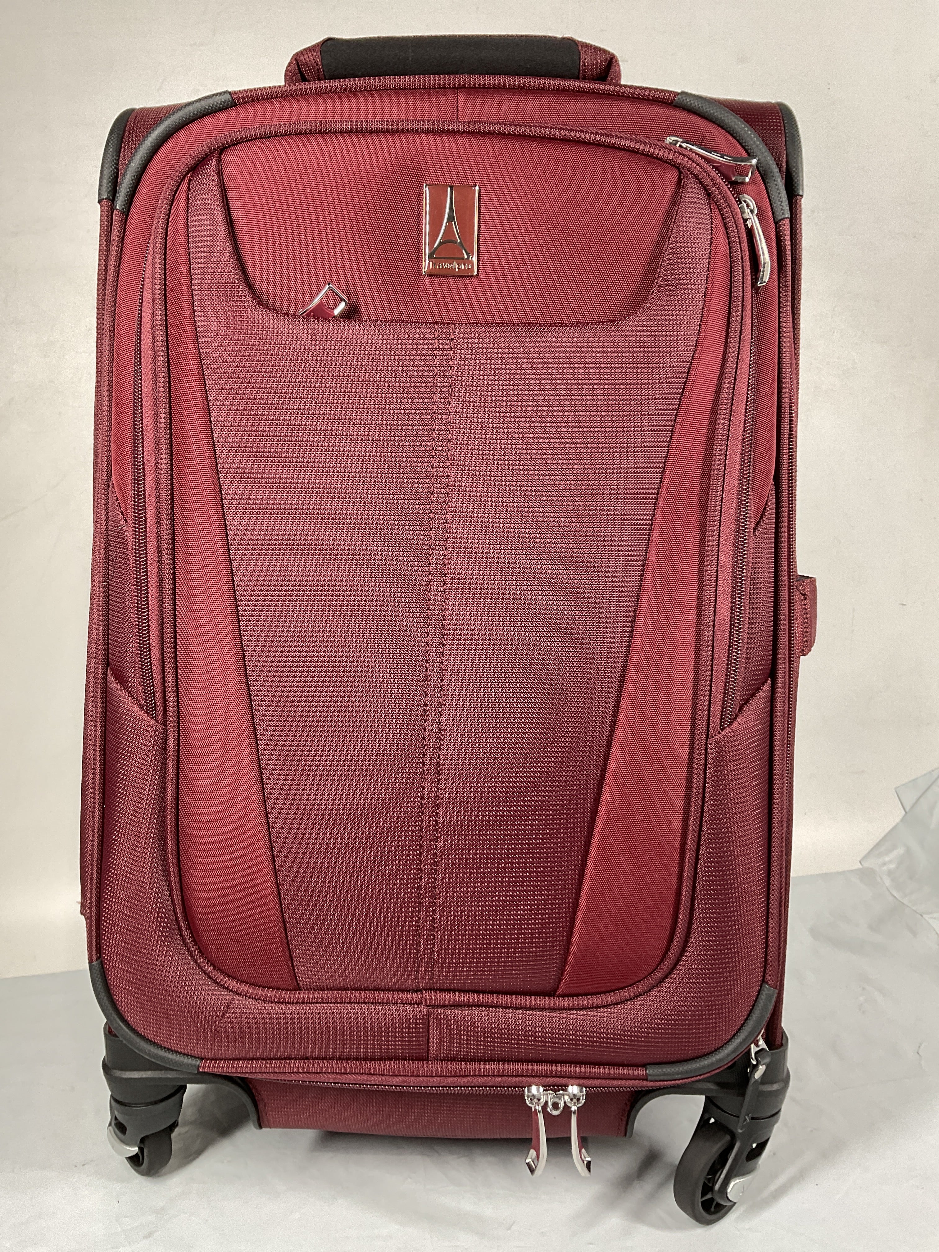 Travelpro Maxlite 5 Softside Expandable Luggage with 4 Spinner Wheels, Lightweight Suitcase, Men and Women ( Burgundy , Carry-on 21-Inch ) Burgundy Carry On 21 Inch U66