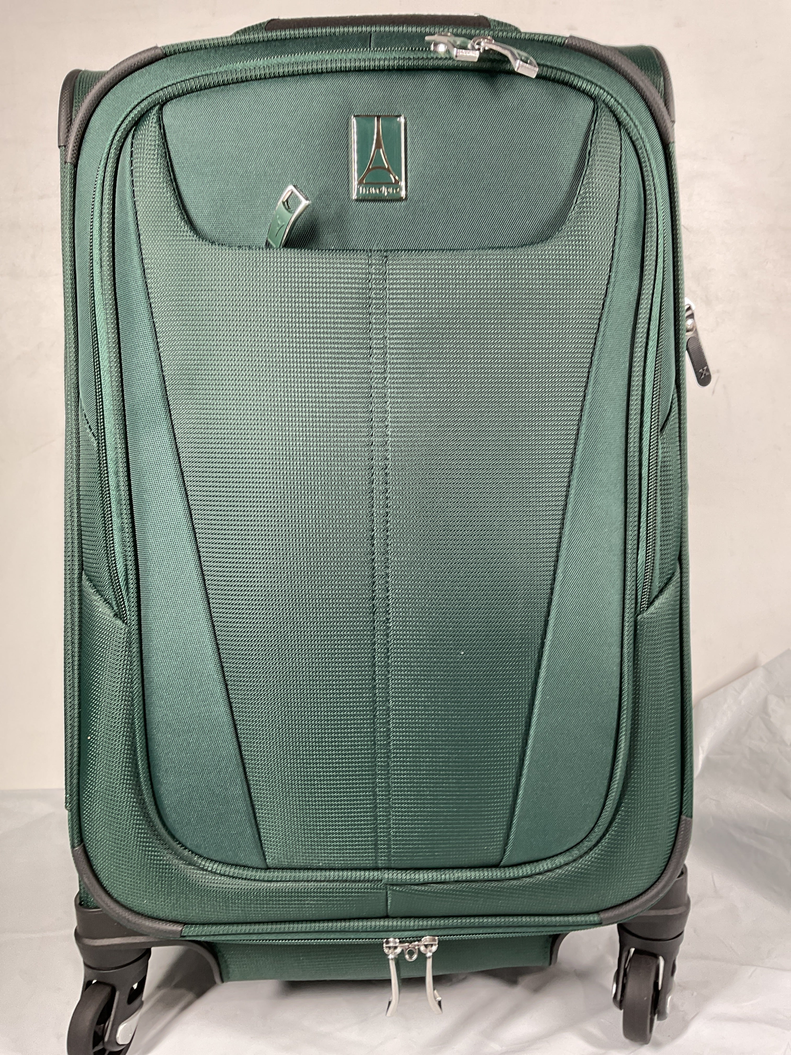 Travelpro Maxlite 5 Softside Expandable Luggage with 4 Spinner Wheels, Lightweight Suitcase, Men and Women ( Green Forest , Carry-on 21-Inch ) Green Forest Carry On 21 Inch U23