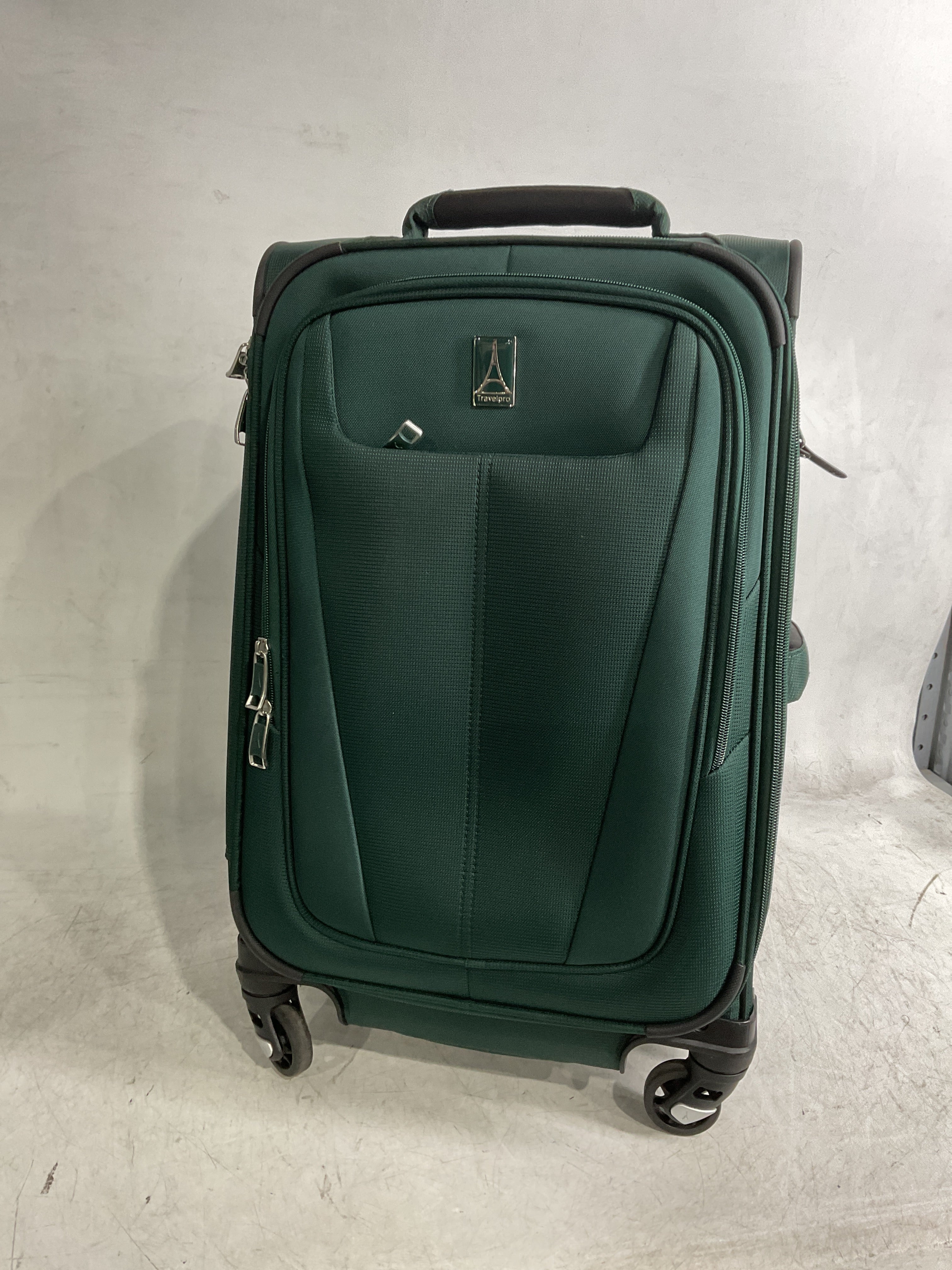 Travelpro Maxlite 5 Softside Expandable Luggage with 4 Spinner Wheels, Lightweight Suitcase, Men and Women ( Green Forest , Carry-on 21-Inch ) Green Forest Carry On 21 Inch U3