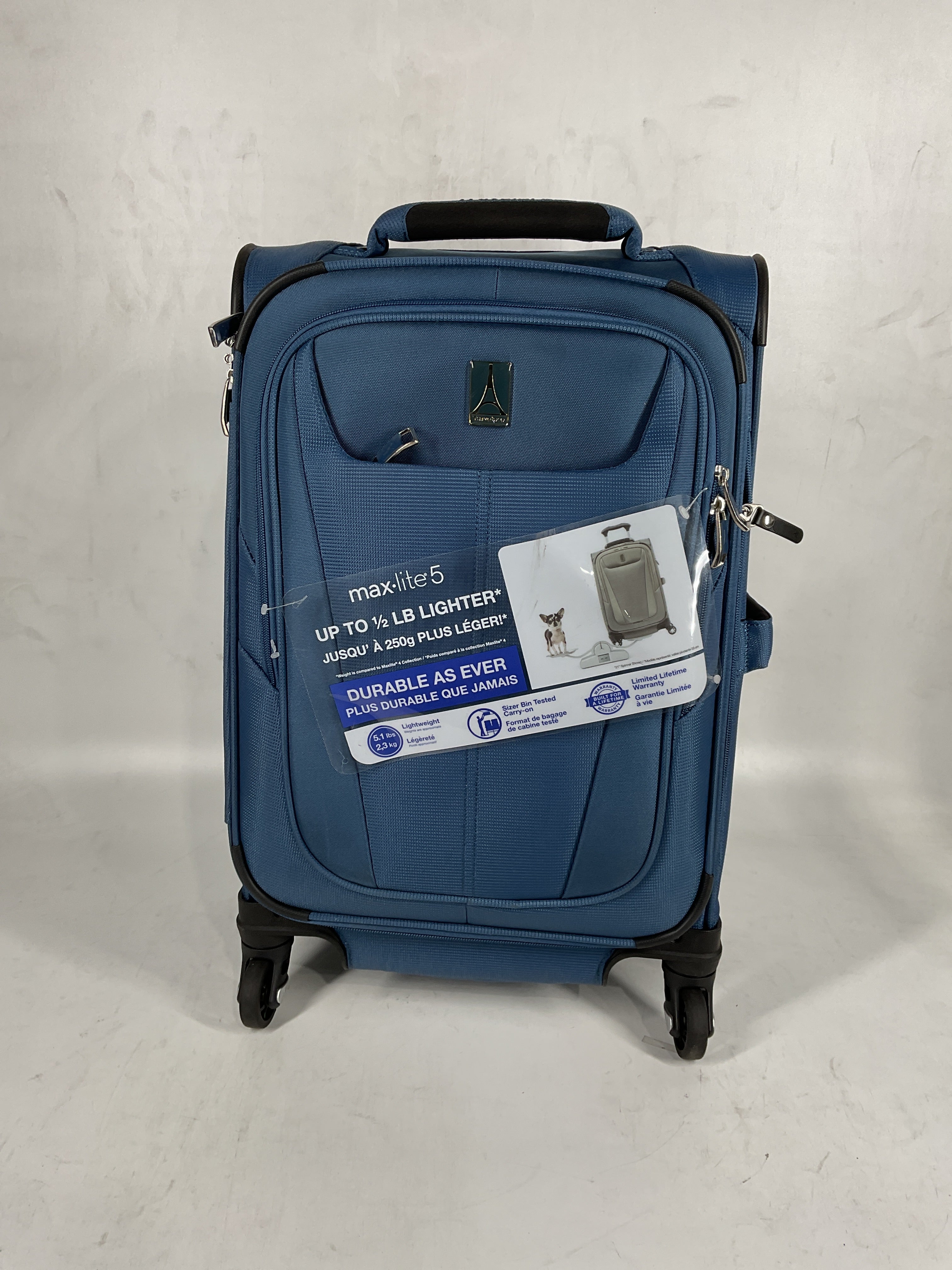 Travelpro Maxlite 5 Softside Expandable Luggage with 4 Spinner Wheels, Lightweight Suitcase, Men and Women Ensign Blue Carry On 21 Inch U22