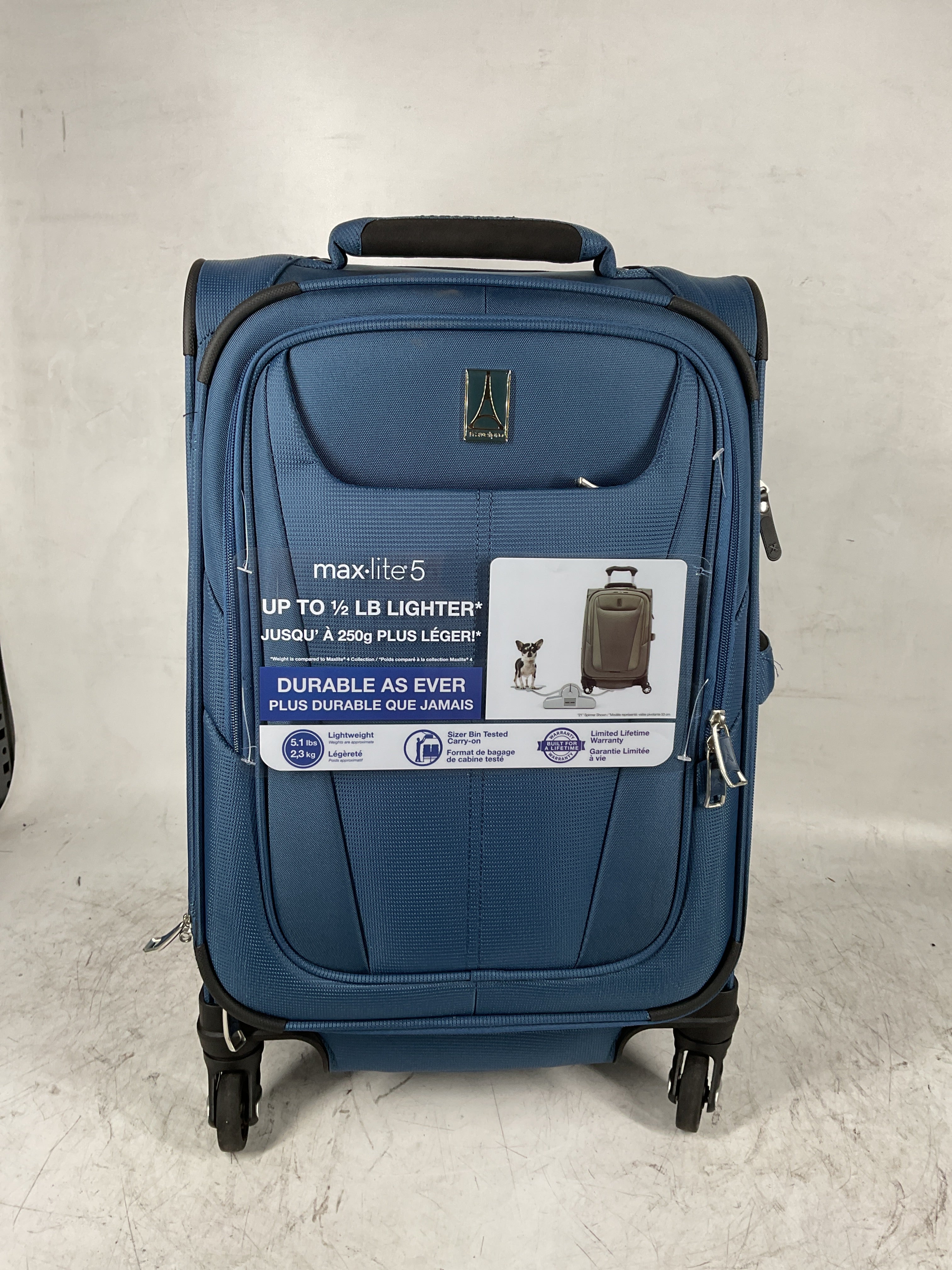 Travelpro Maxlite 5 Softside Expandable Luggage with 4 Spinner Wheels, Lightweight Suitcase, Men and Women ( Ensign Blue , Carry-on 21-Inch ) Ensign Blue Carry On 21 Inch U47