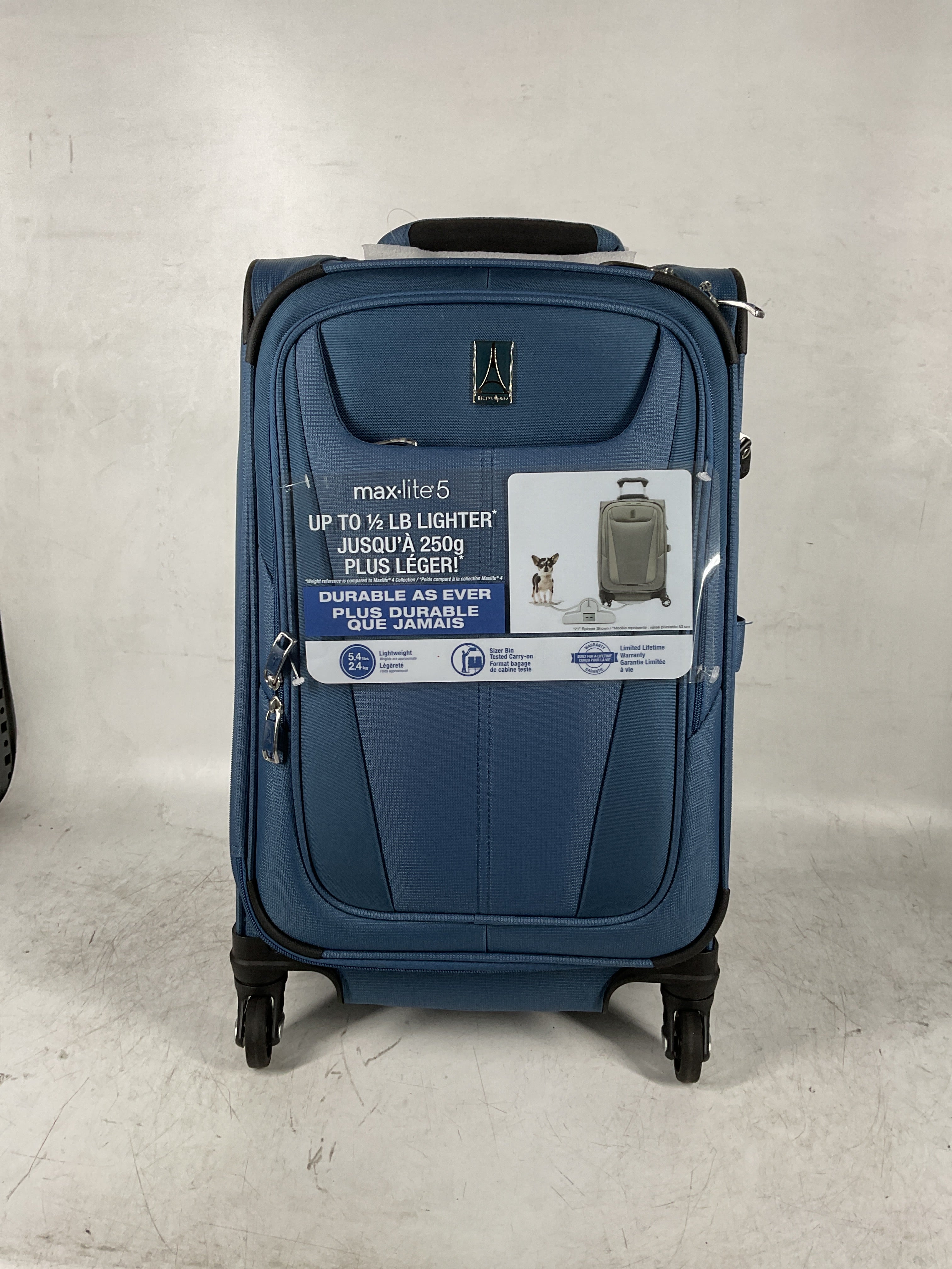Travelpro Maxlite 5 Softside Expandable Luggage with 4 Spinner Wheels, Lightweight Suitcase, Men and Women ( Ensign Blue , Carry-on 21-Inch ) Ensign Blue Carry On 21 Inch U49