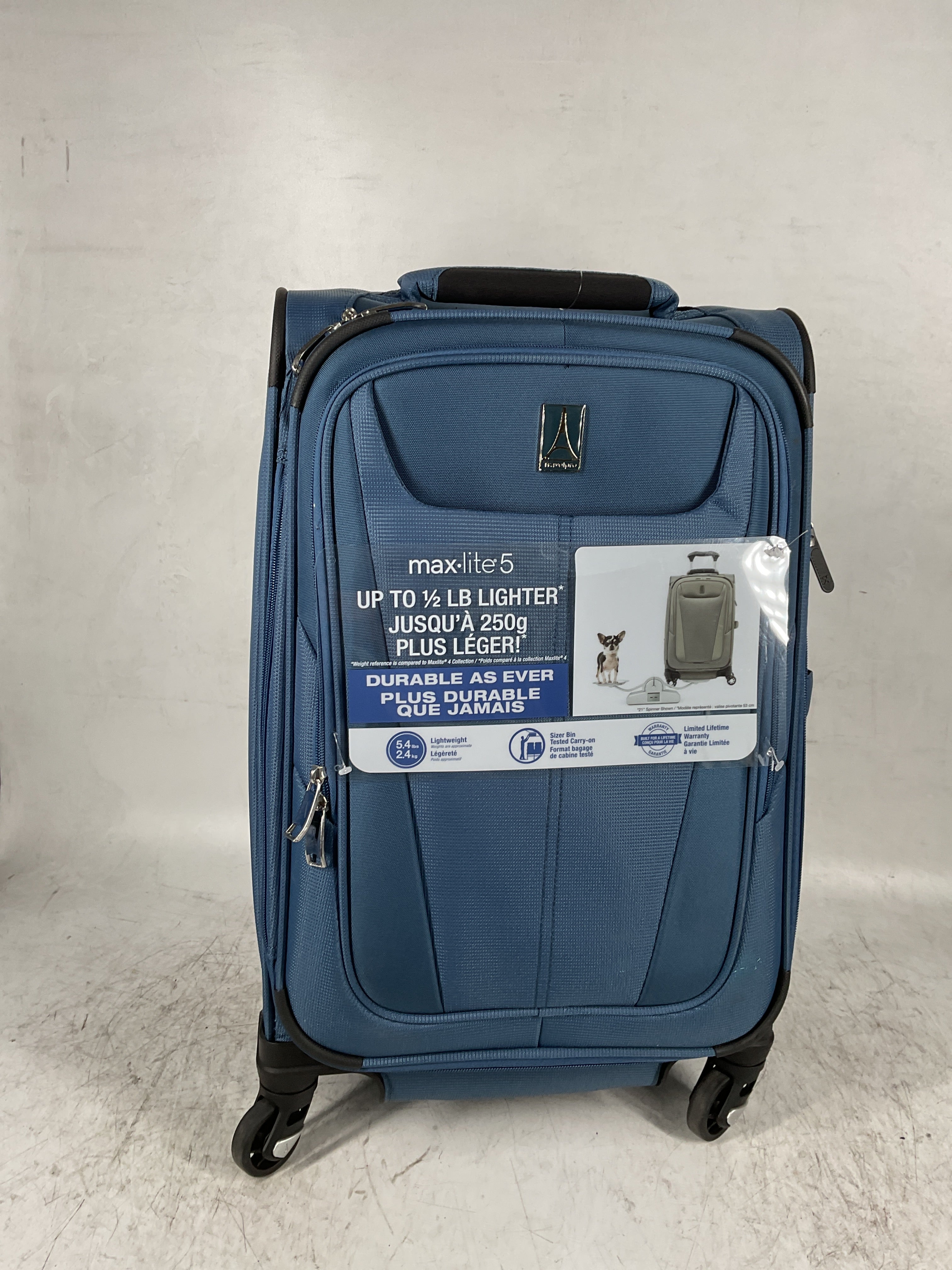 Travelpro Maxlite 5 Softside Expandable Luggage with 4 Spinner Wheels, Lightweight Suitcase, Men and Women ( Ensign Blue , Carry-on 21-Inch ) Ensign Blue Carry On 21 Inch U52