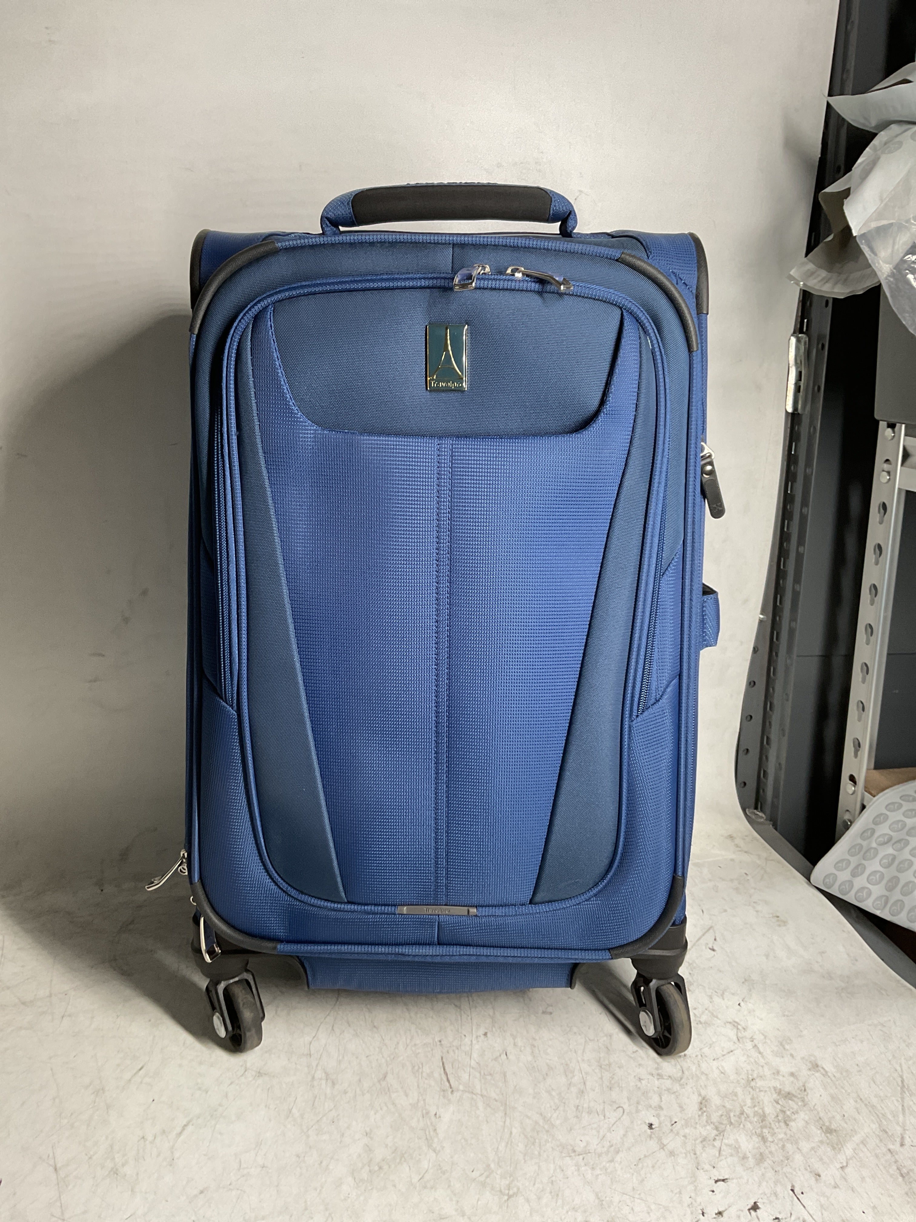 Travelpro Maxlite 5 Softside Expandable Luggage with 4 Spinner Wheels, Lightweight Suitcase, Men and Women ( Ensign Blue , Carry-on 21-Inch ) Ensign Blue Carry On 21 Inch U53