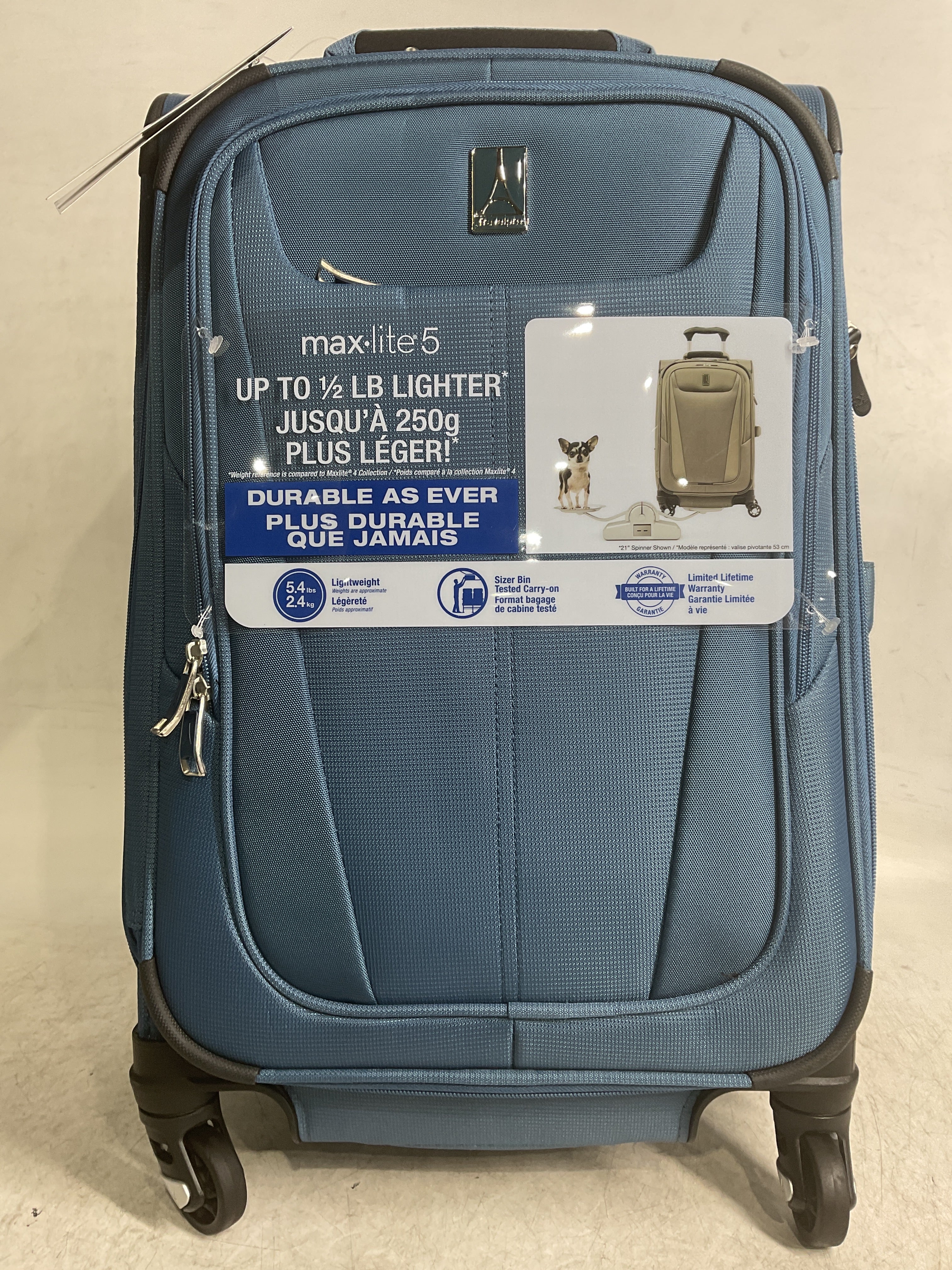 Travelpro Maxlite 5 Softside Expandable Luggage with 4 Spinner Wheels, Lightweight Suitcase, Men and Women ( Ensign Blue , Carry-on 21-Inch ) Ensign Blue Carry On 21 Inch U72