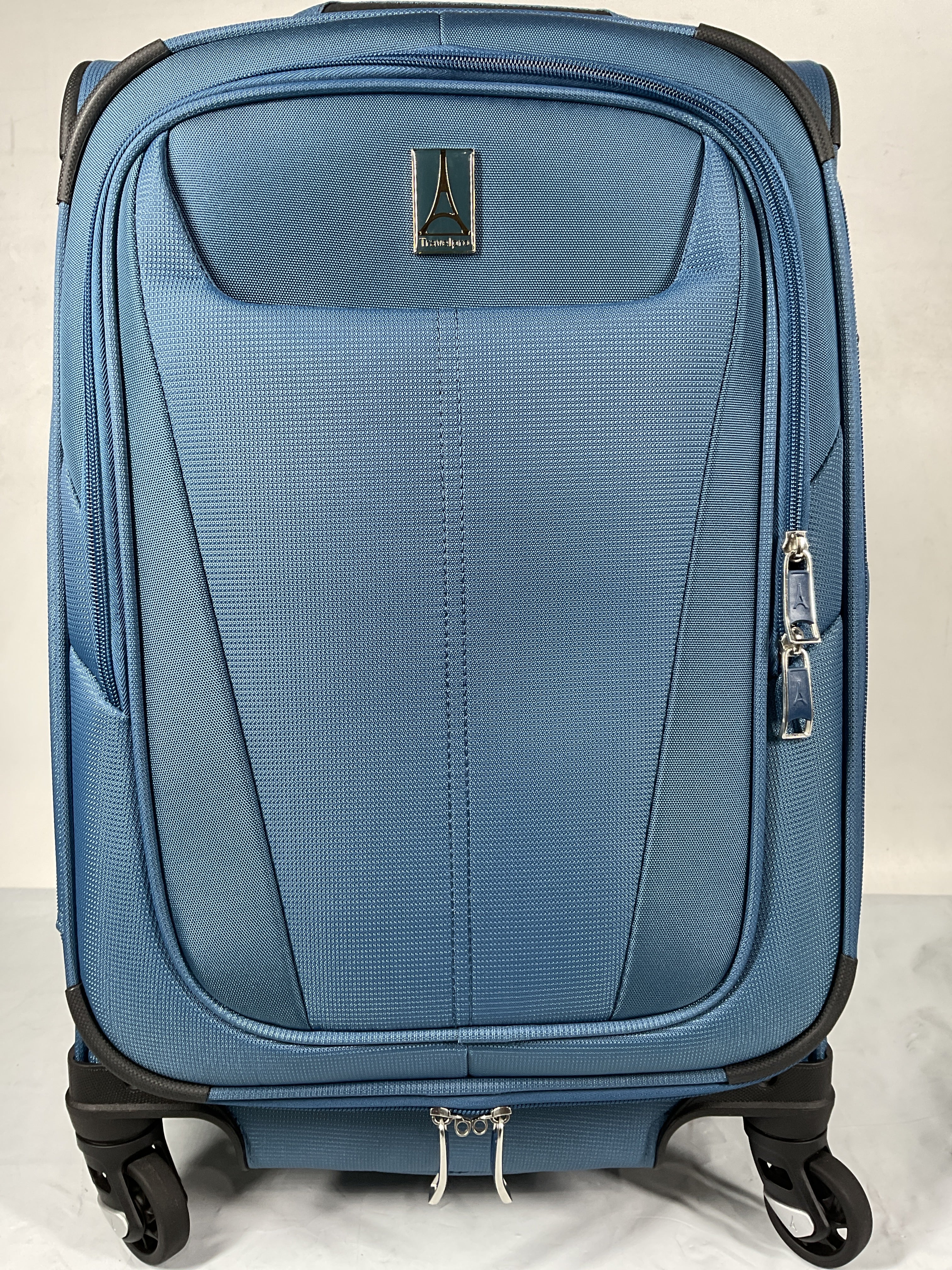 Travelpro Maxlite 5 Softside Expandable Luggage with 4 Spinner Wheels, Lightweight Suitcase, Men and Women ( Ensign Blue , Compact Carry-on 20-Inch ) Ensign Blue Compact Carry On 20 Inch U18