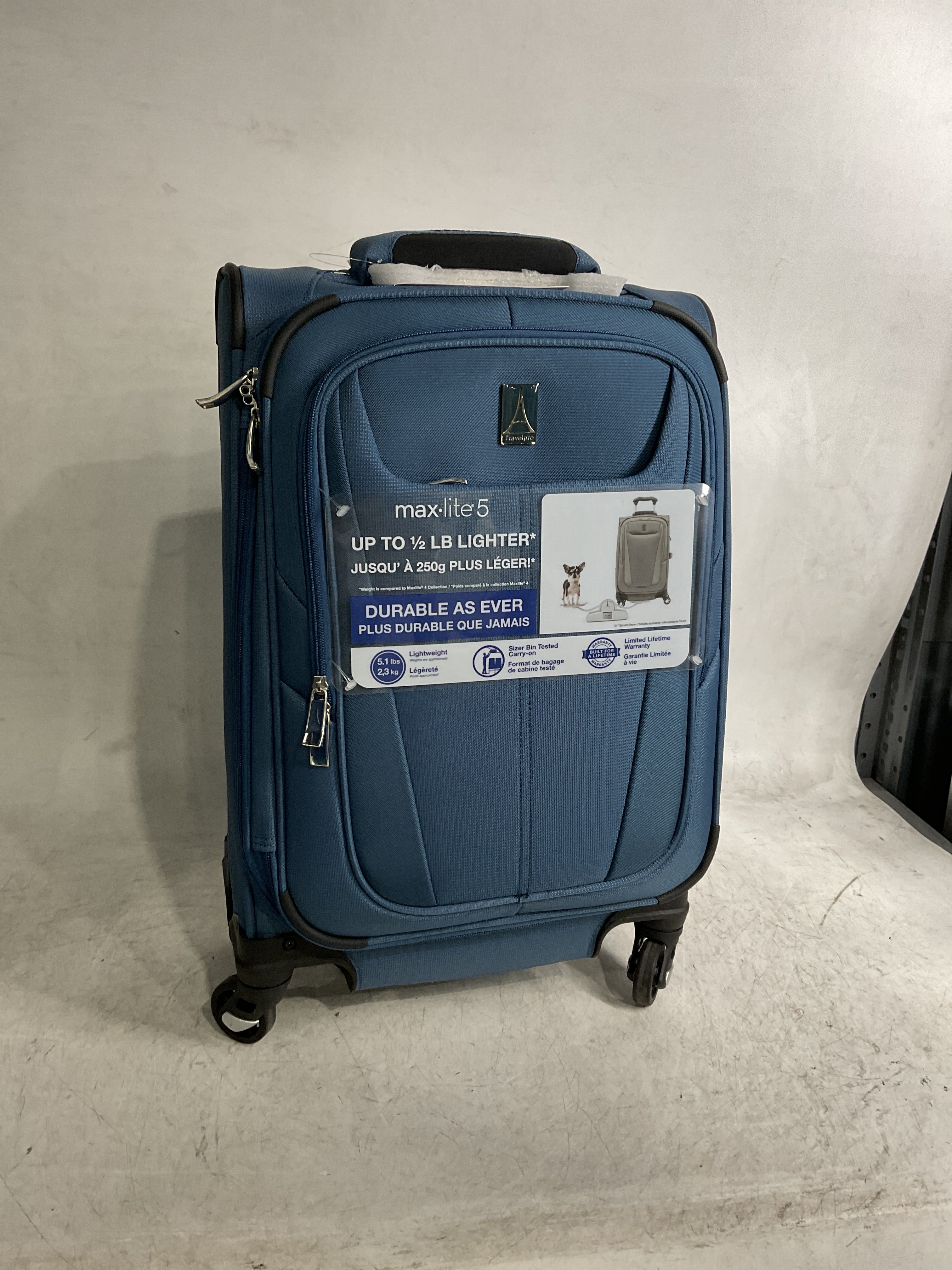 Travelpro Maxlite 5 Softside Expandable Luggage with 4 Spinner Wheels, Lightweight Suitcase, Men and Women ( Ensign Blue , Compact Carry-on 20-Inch ) Ensign Blue Compact Carry On 20 Inch U9
