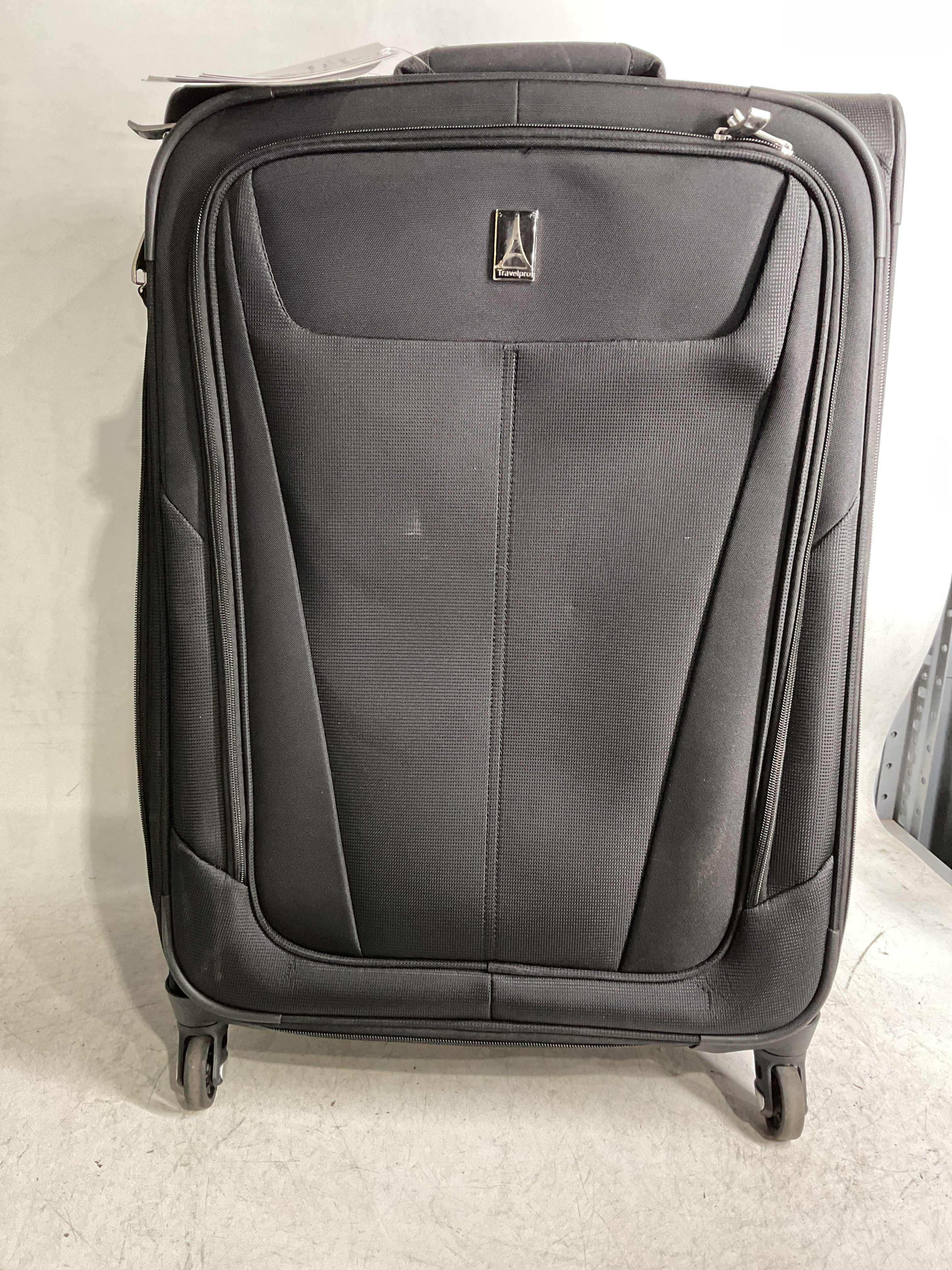 Travelpro Maxlite 5 Softside Expandable Luggage with 4 Spinner Wheels, Lightweight Suitcase, Men and Women ( Black , Checked-Medium 25-Inch ) Black Checked Medium 25 Inch U24