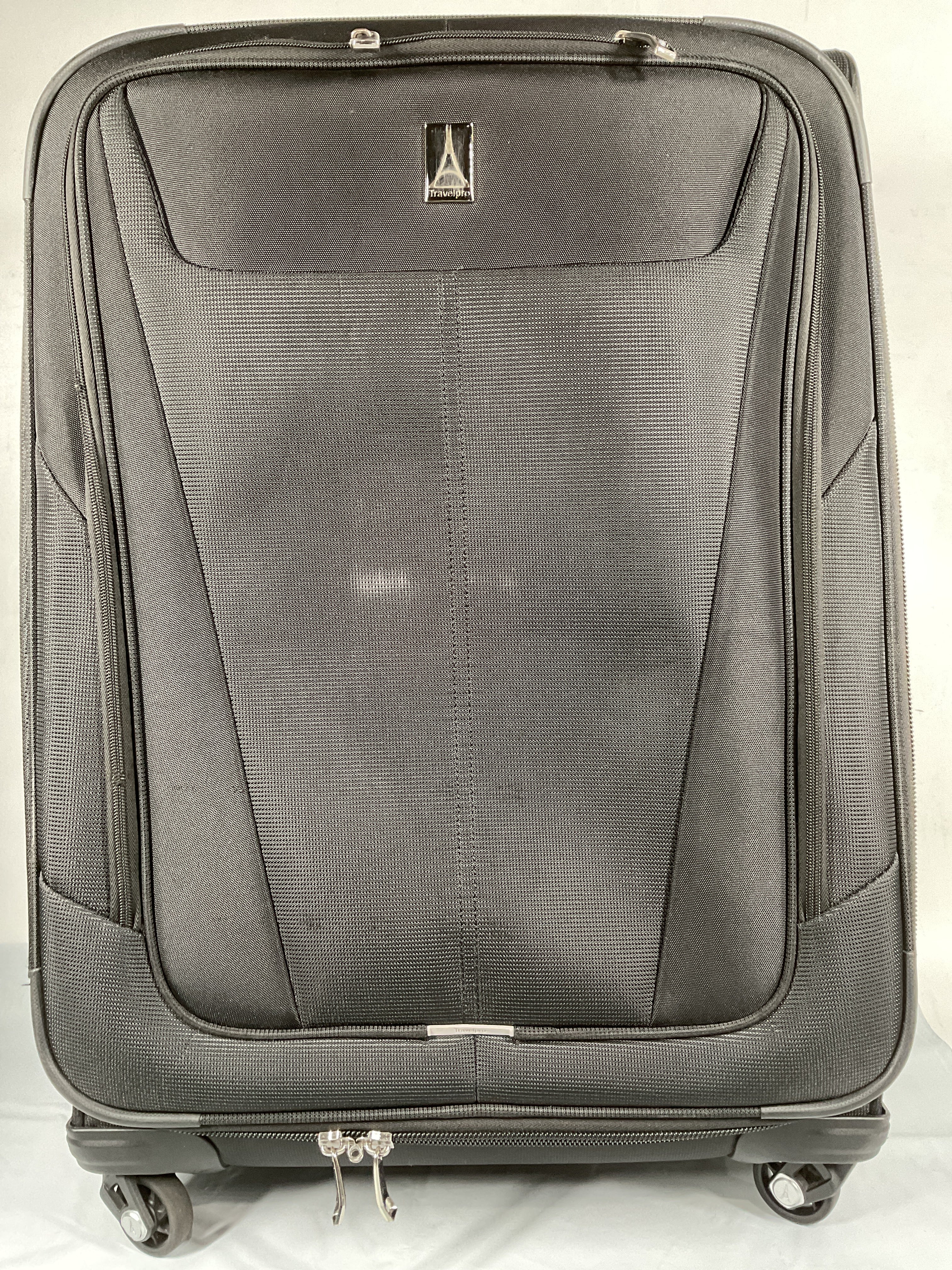 Travelpro Maxlite 5 Softside Expandable Luggage with 4 Spinner Wheels, Lightweight Suitcase, Men and Women ( Black , Checked-Medium 25-Inch ) Black Checked Medium 25 Inch U28