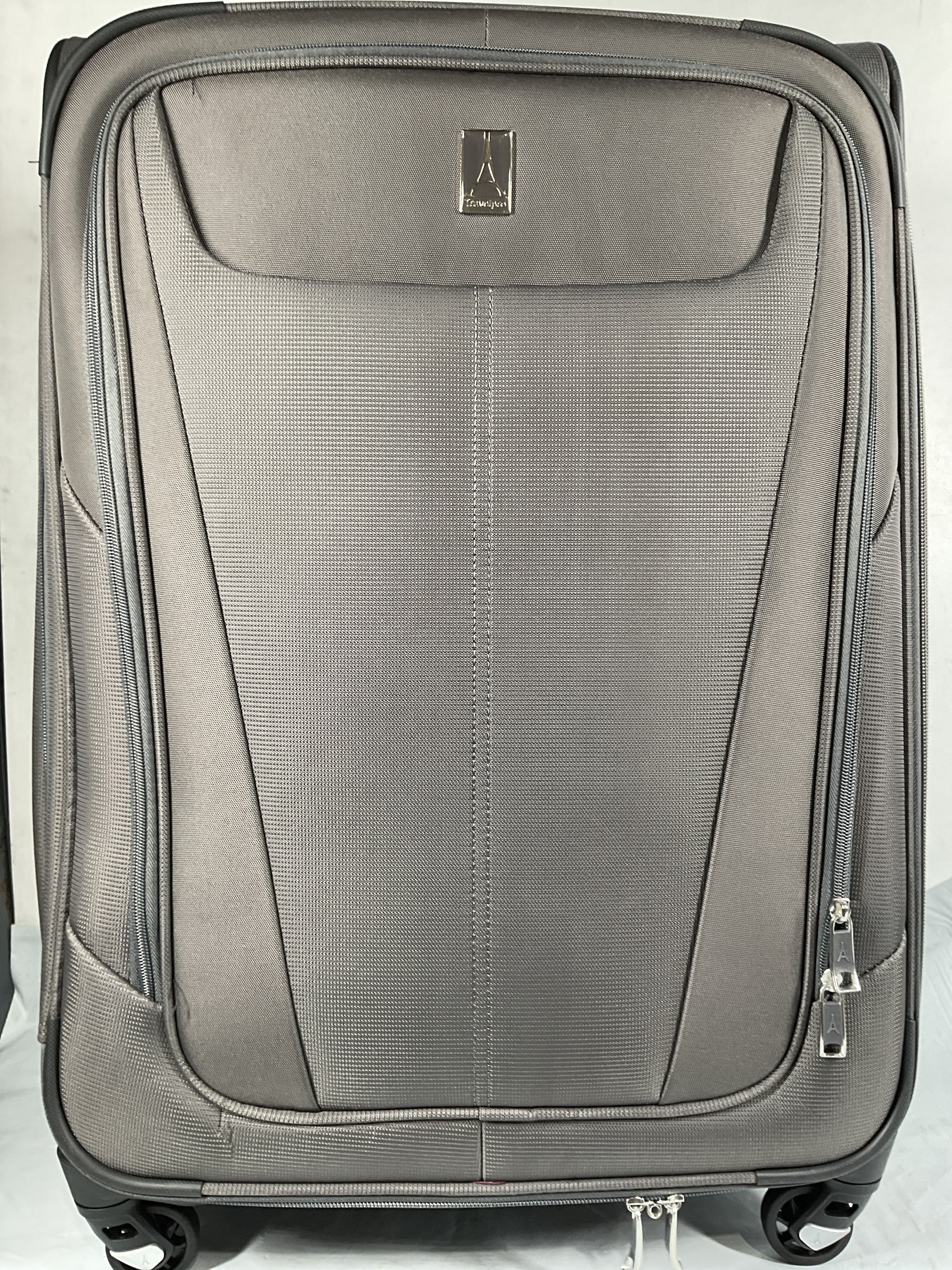 Travelpro Maxlite 5 Softside Expandable Luggage with 4 Spinner Wheels, Lightweight Suitcase, Men and Women ( Shadow Grey , Checked-Medium 25-Inch ) Shadow Grey Checked Medium 25 Inch U10