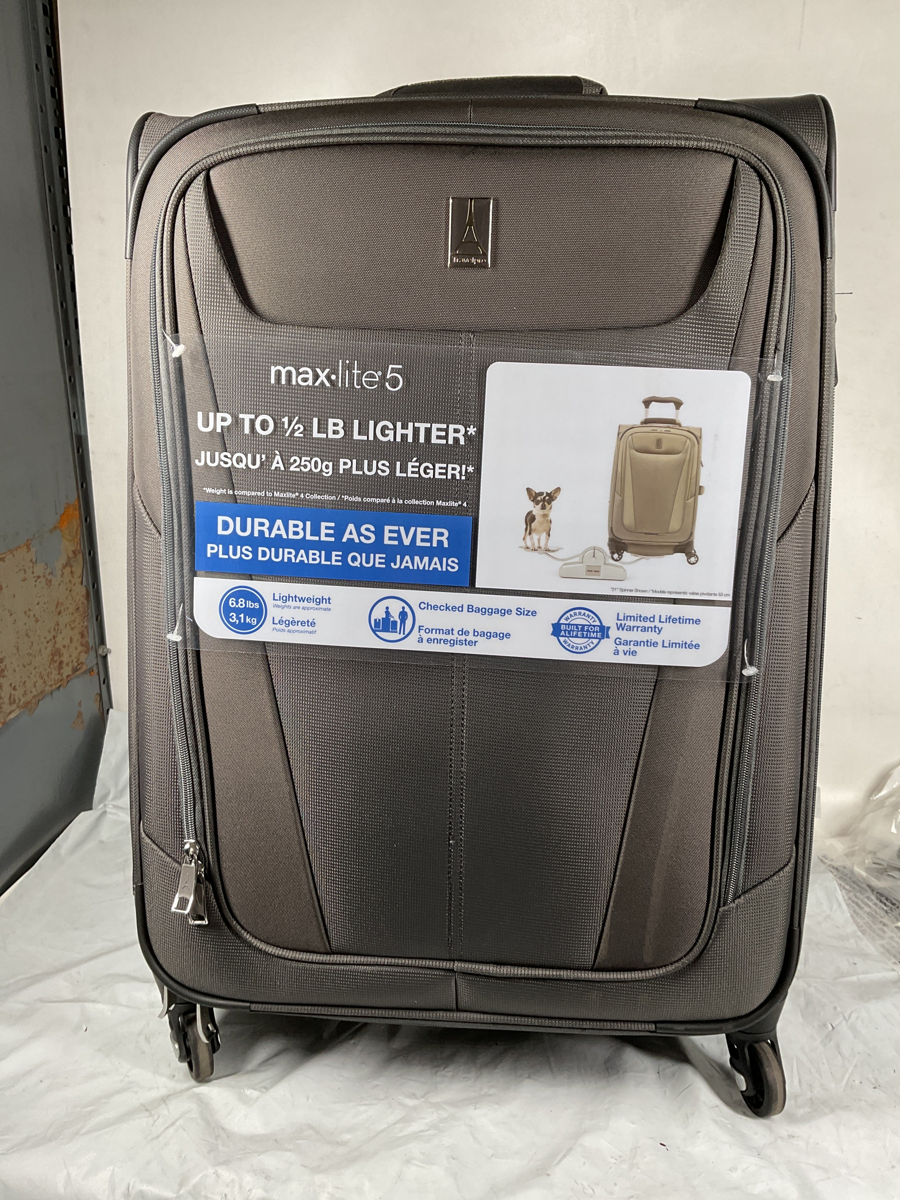 Travelpro Maxlite 5 Softside Expandable Luggage with 4 Spinner Wheels, Lightweight Suitcase, Men and Women ( Shadow Grey , Checked-Medium 25-Inch ) Shadow Grey Checked Medium 25 Inch U13