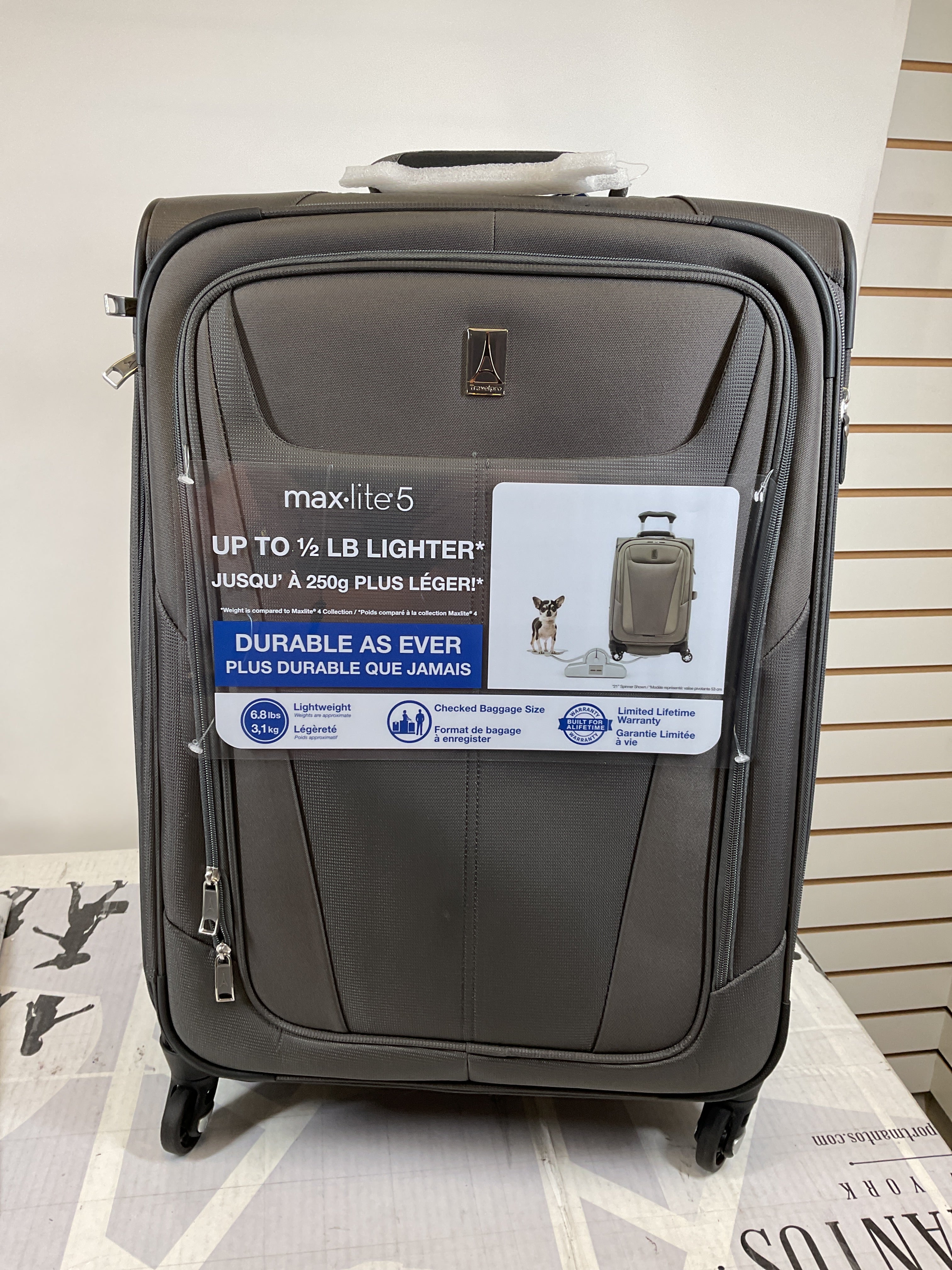 Travelpro Maxlite 5 Softside Expandable Luggage with 4 Spinner Wheels, Lightweight Suitcase, Men and Women ( Shadow Grey , Checked-Medium 25-Inch ) Shadow Grey Checked Medium 25 Inch U16