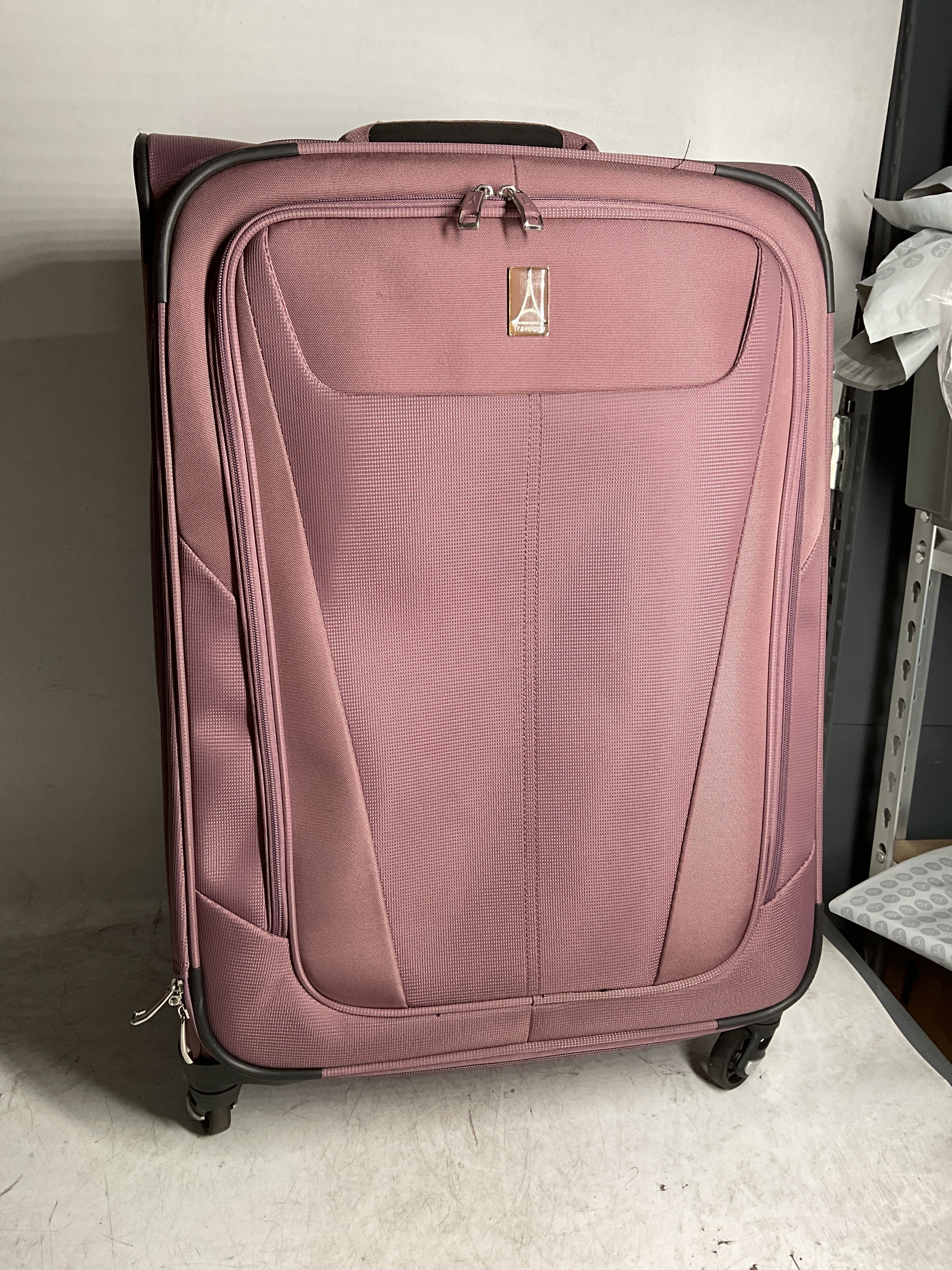Travelpro Maxlite 5 Softside Expandable Luggage with 4 Spinner Wheels, Lightweight Suitcase, Men and Women ( Dusty Rose Pink , Checked-Medium 25-Inch ) Dusty Rose Pink Checked Medium 25 Inch U5