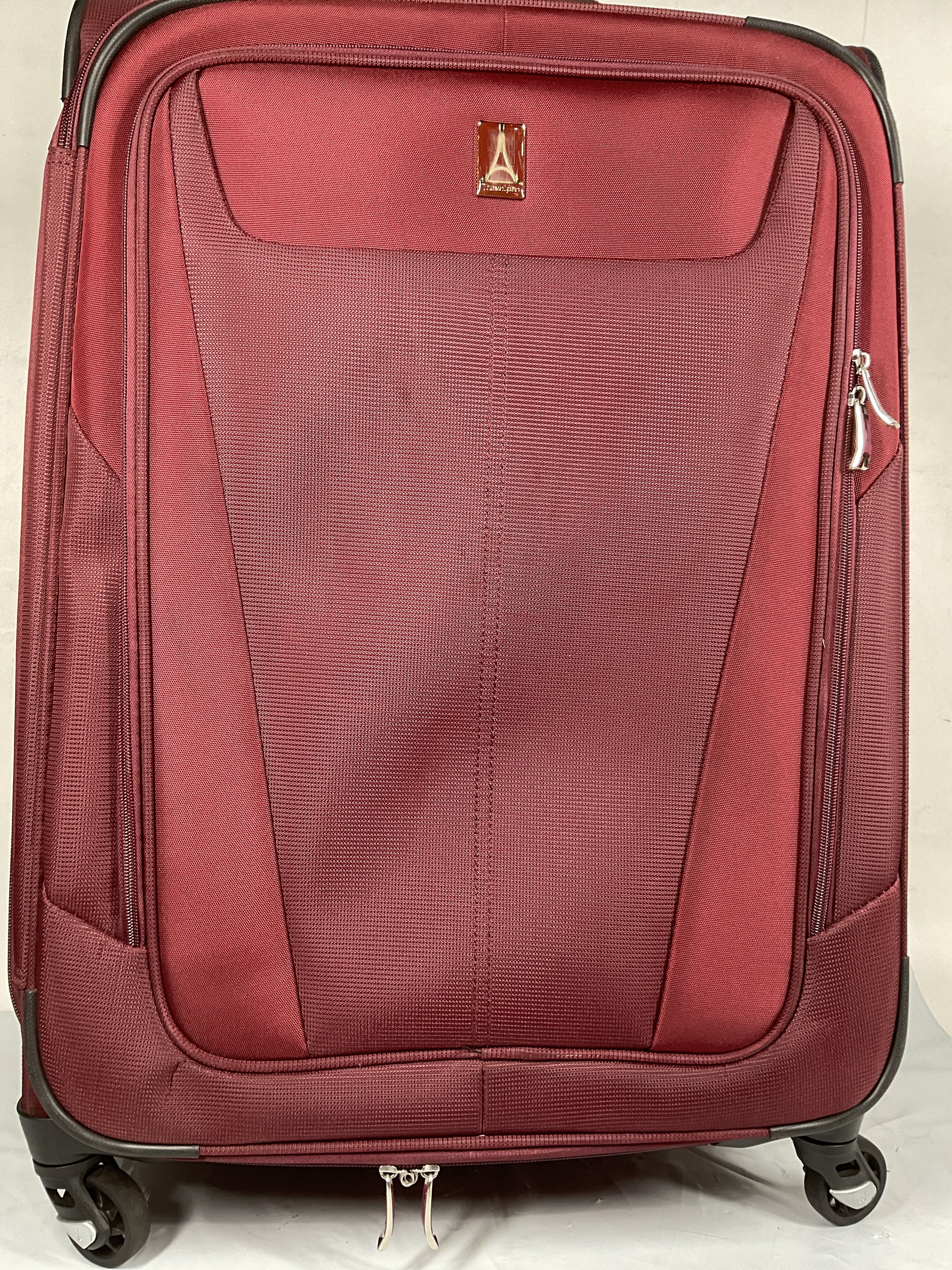 Travelpro Maxlite 5 Softside Expandable Luggage with 4 Spinner Wheels, Lightweight Suitcase, Men and Women ( Burgundy , Checked-Medium 25-Inch ) Burgundy Checked Medium 25 Inch U18