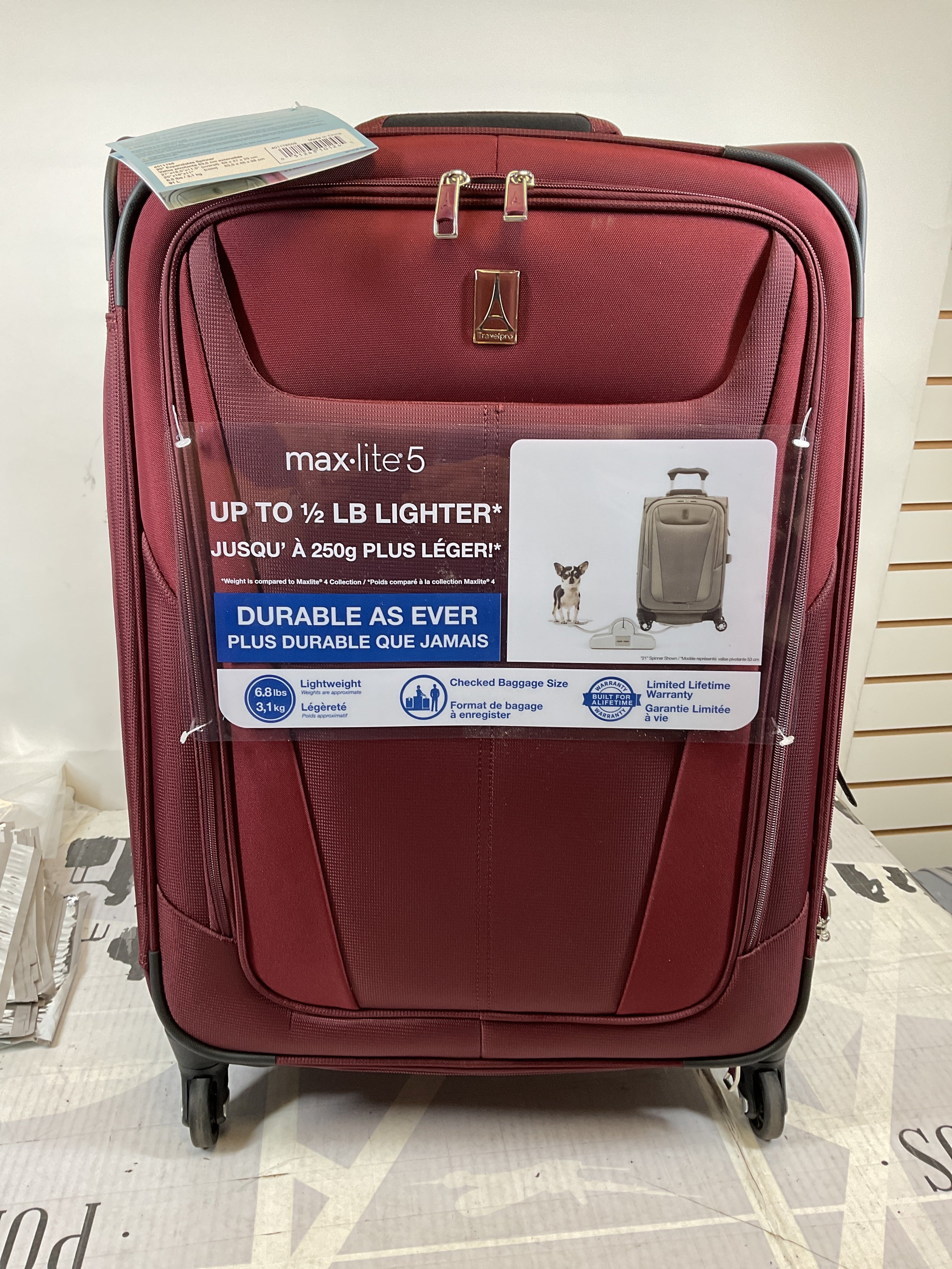 Travelpro Maxlite 5 Softside Expandable Luggage with 4 Spinner Wheels, Lightweight Suitcase, Men and Women ( Burgundy , Checked-Medium 25-Inch ) Burgundy Checked Medium 25 Inch U32