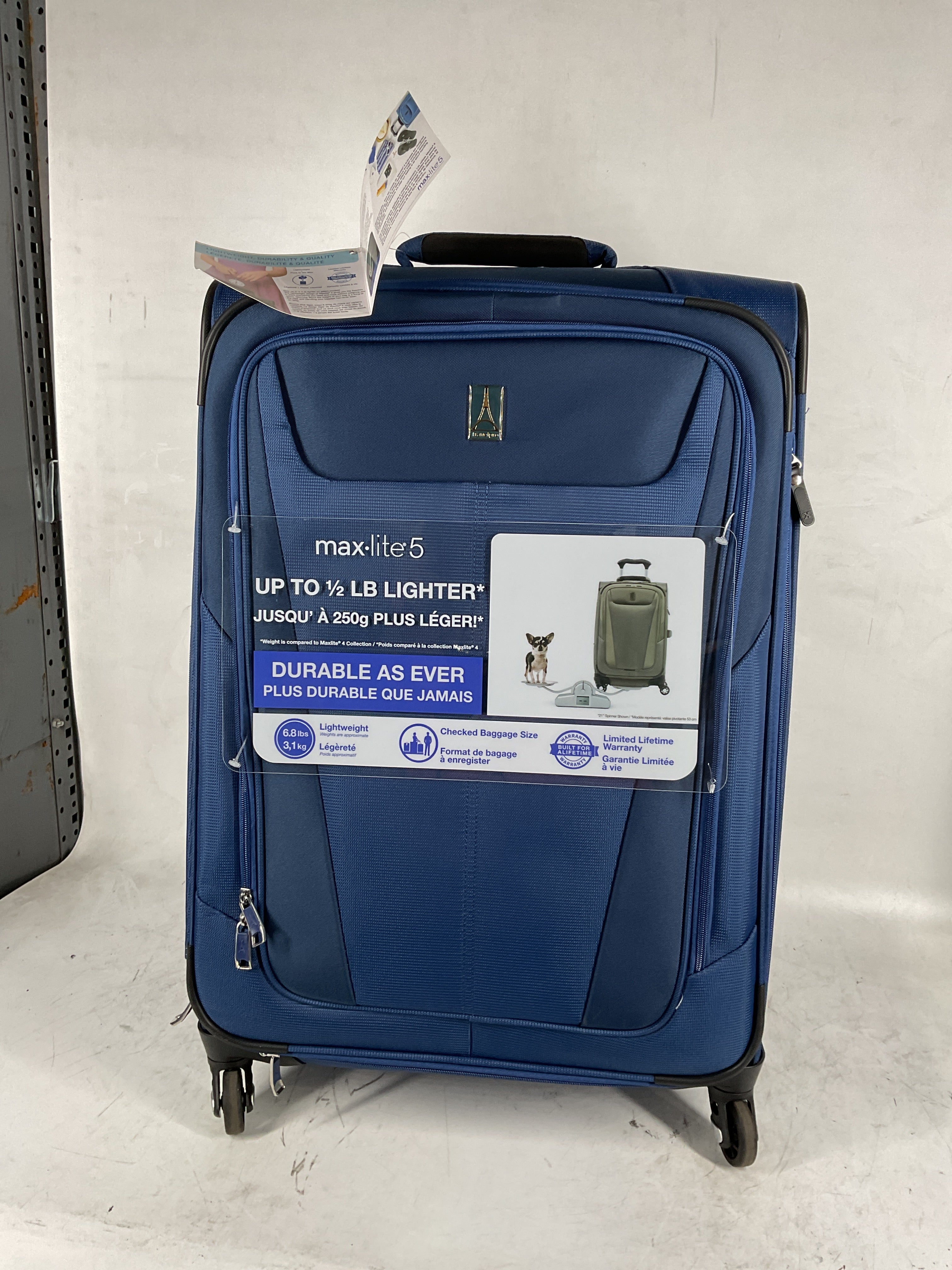 Travelpro Maxlite 5 Softside Expandable Luggage with 4 Spinner Wheels, Lightweight Suitcase, Men and Women Sapphire Blue Checked Medium 25 Inch U4