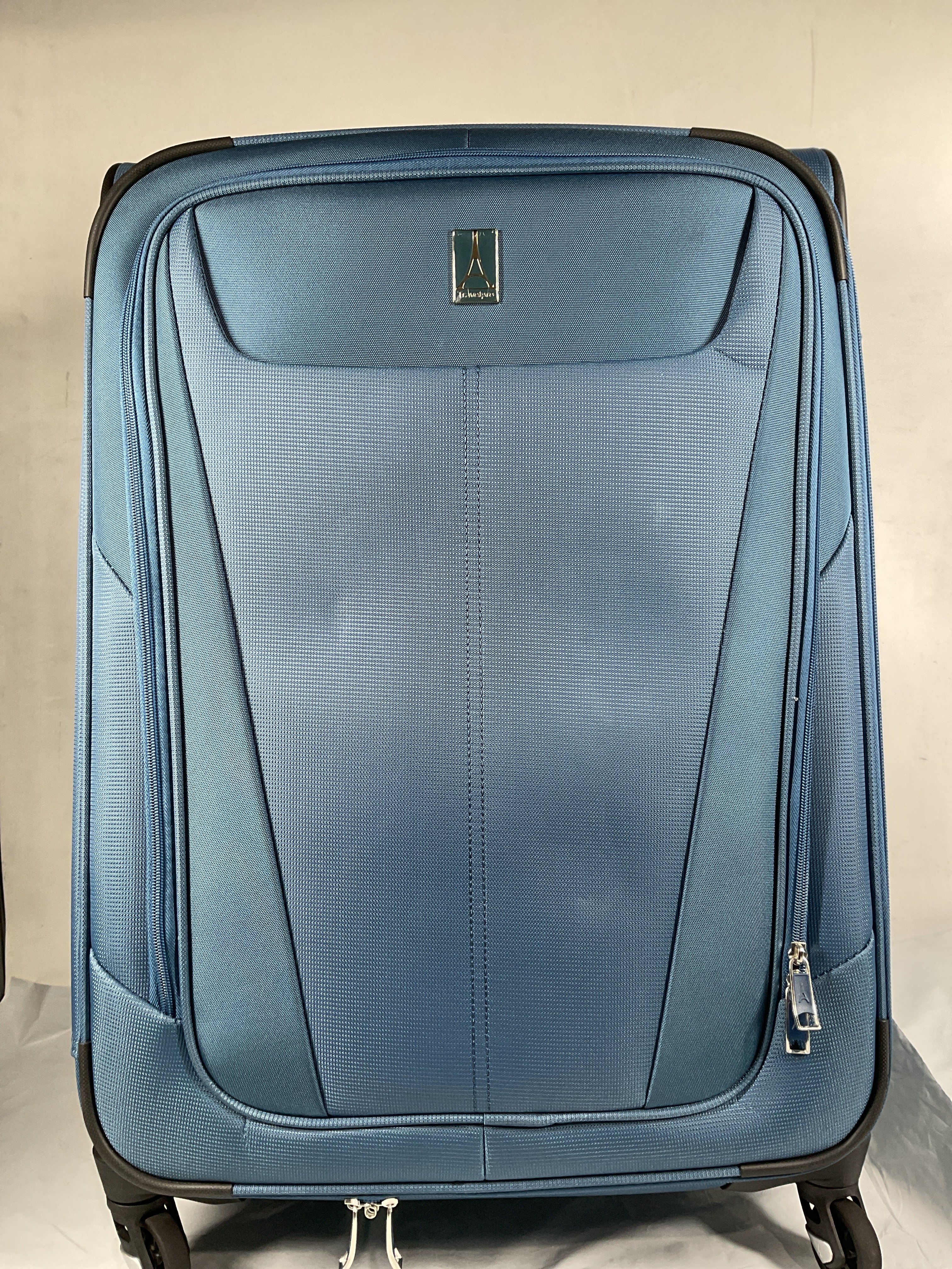 Travelpro Maxlite 5 Softside Expandable Luggage with 4 Spinner Wheels, Lightweight Suitcase, Men and Women ( Ensign Blue , Checked-Medium 25-Inch ) Ensign Blue Checked Medium 25 Inch U25