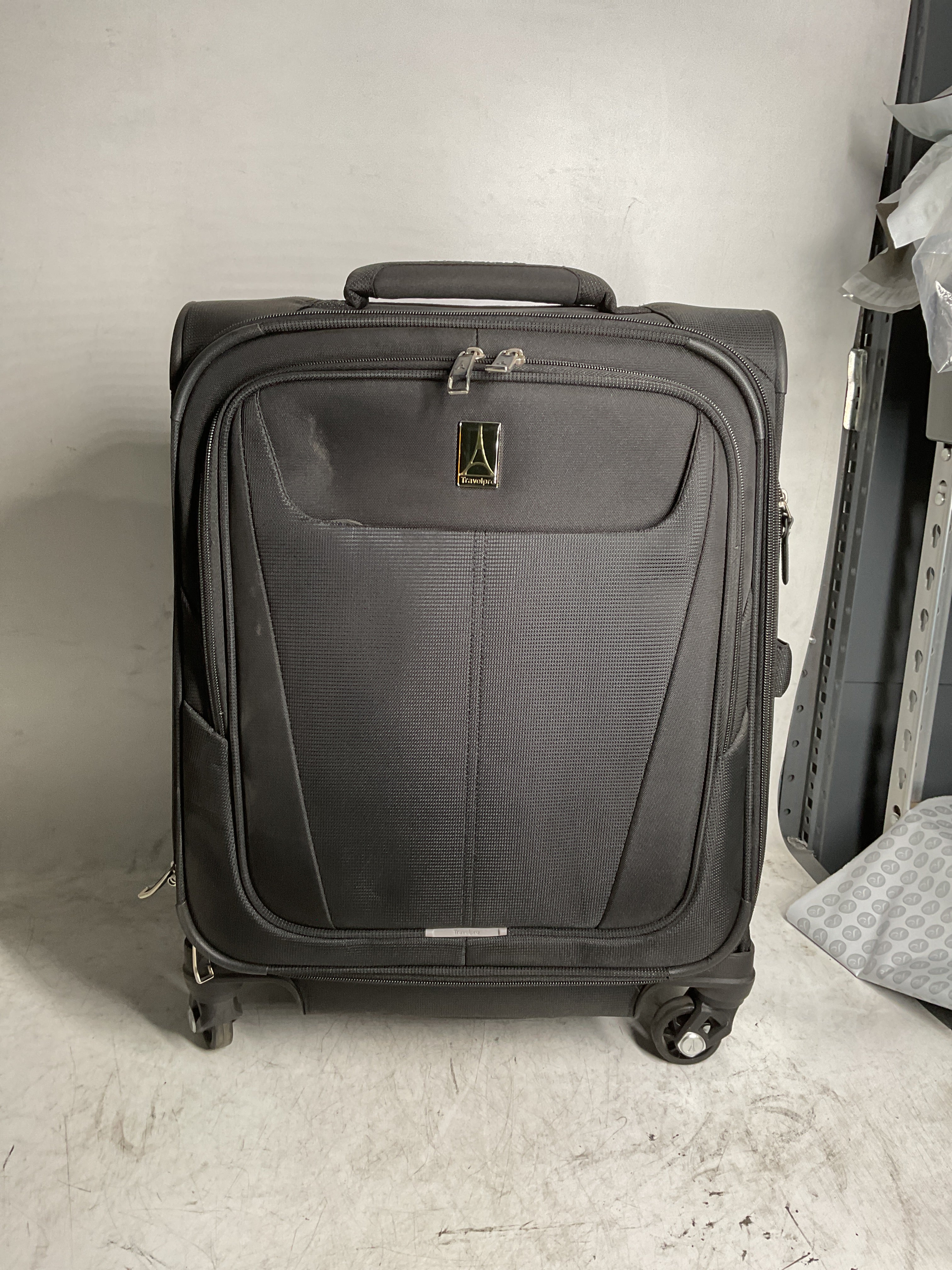 Travelpro Maxlite 5 Softside Expandable Luggage with 4 Spinner Wheels, Lightweight Suitcase, Men and Women ( Black , Carry-on 19-Inch ) Black Carry On 19 Inch U8