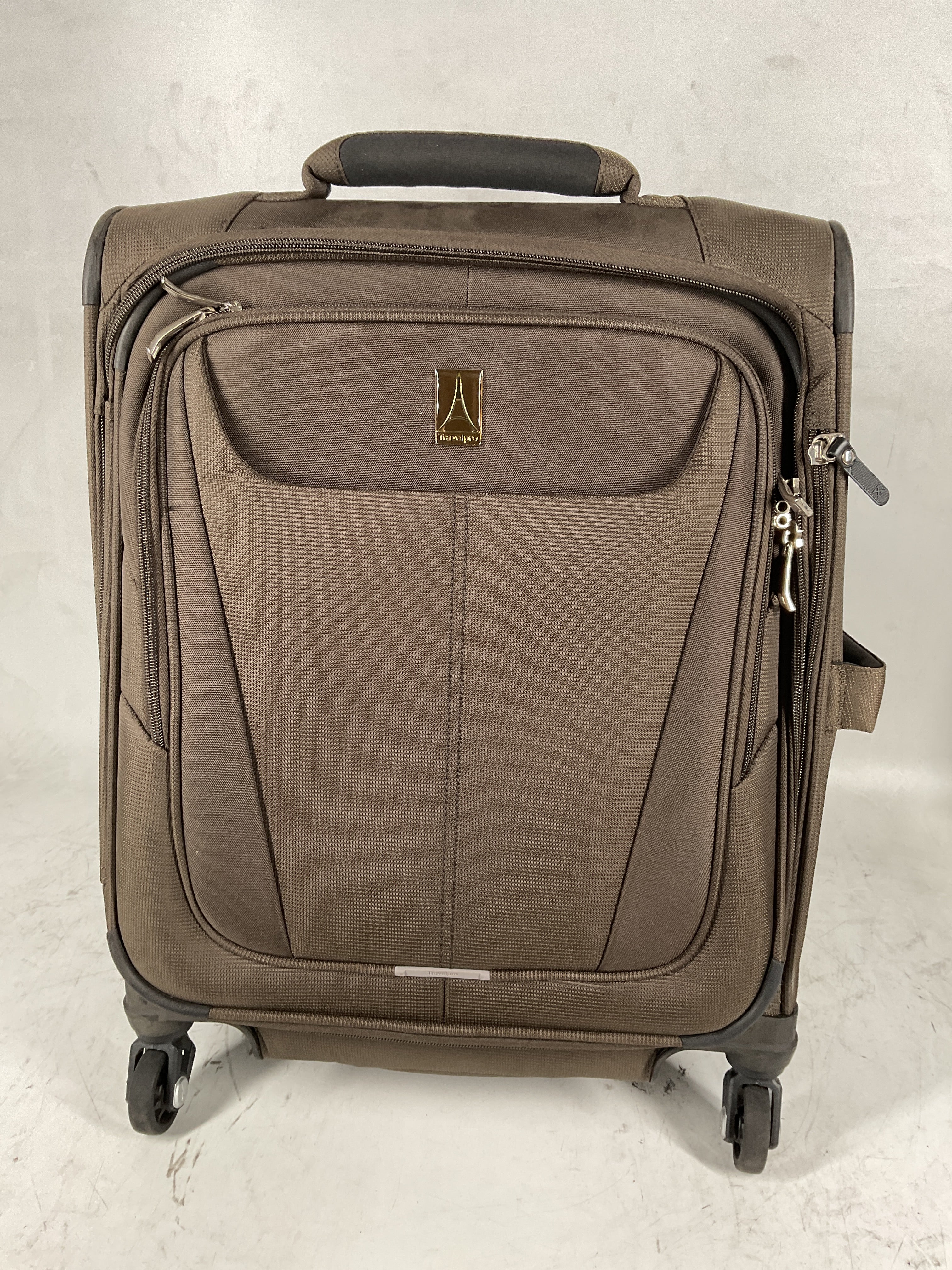 Travelpro Maxlite 5 Softside Expandable Luggage with 4 Spinner Wheels, Lightweight Suitcase, Men and Women Mocha Carry On 19 Inch U6