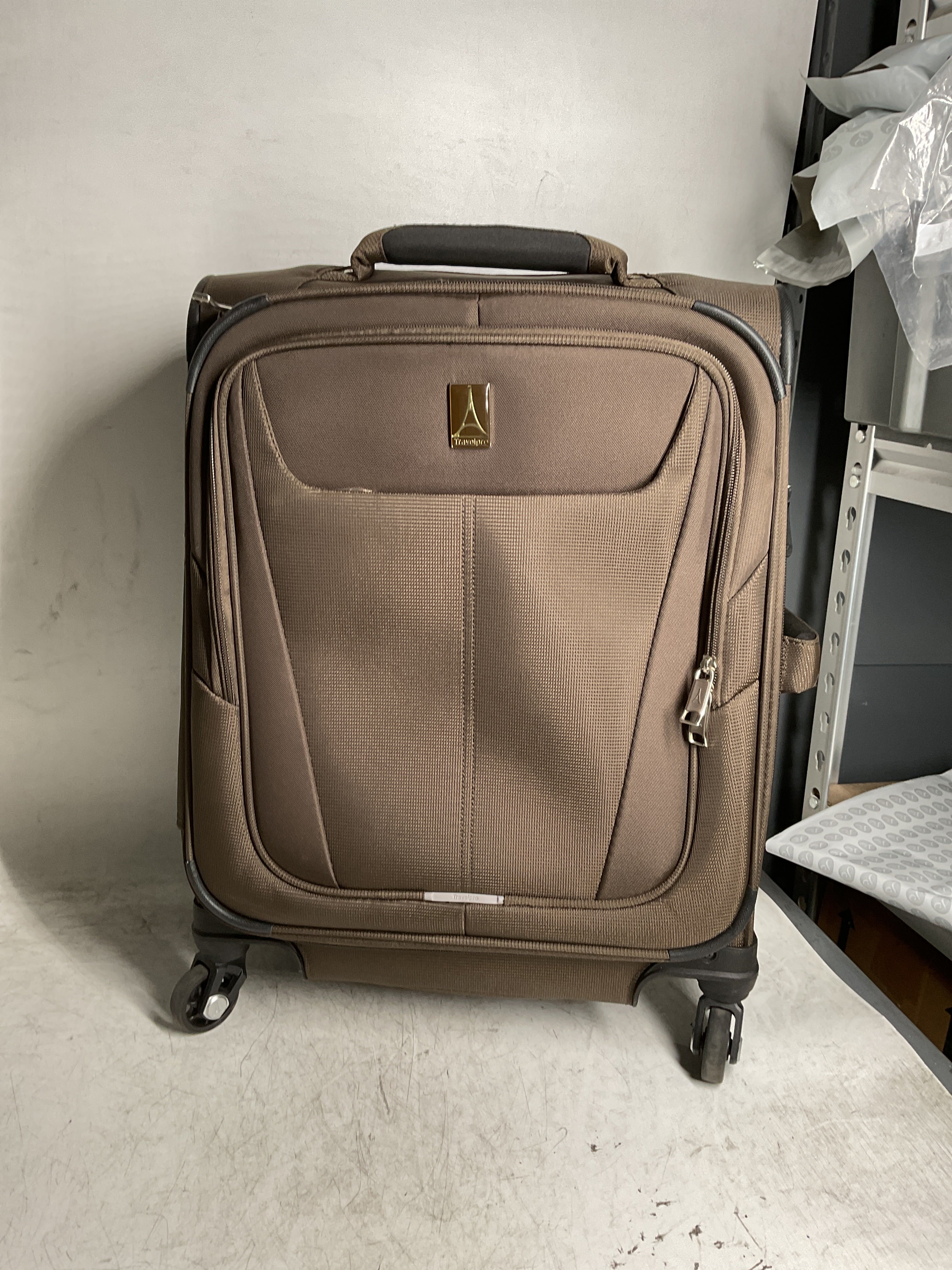 Travelpro Maxlite 5 Softside Expandable Luggage with 4 Spinner Wheels, Lightweight Suitcase, Men and Women ( Mocha , Carry-on 19-Inch ) Mocha Carry On 19 Inch U8
