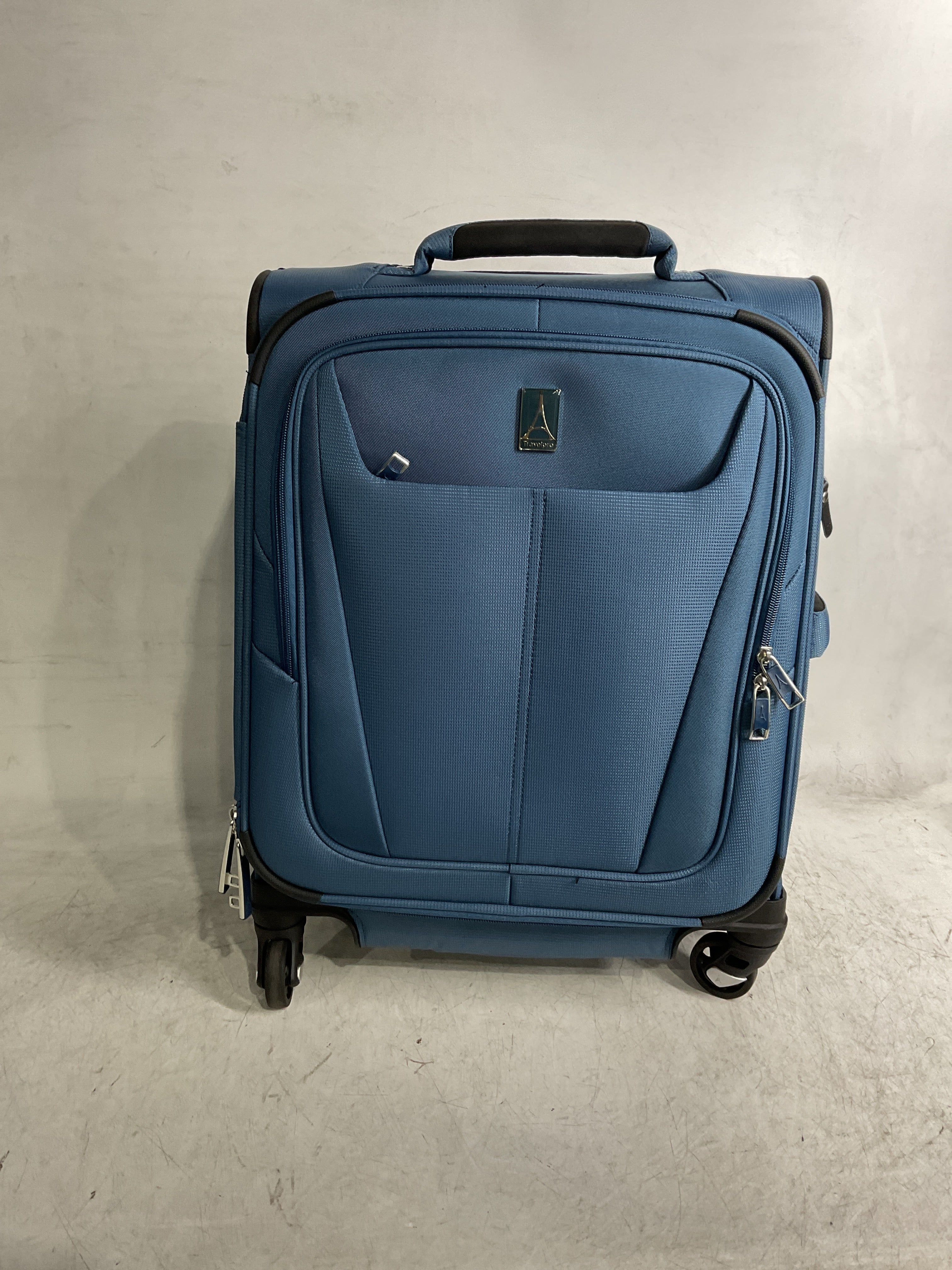 Travelpro Maxlite 5 Softside Expandable Luggage with 4 Spinner Wheels, Lightweight Suitcase, Men and Women ( Ensign Blue , Carry-on 19-Inch ) Ensign Blue Carry On 19 Inch U14