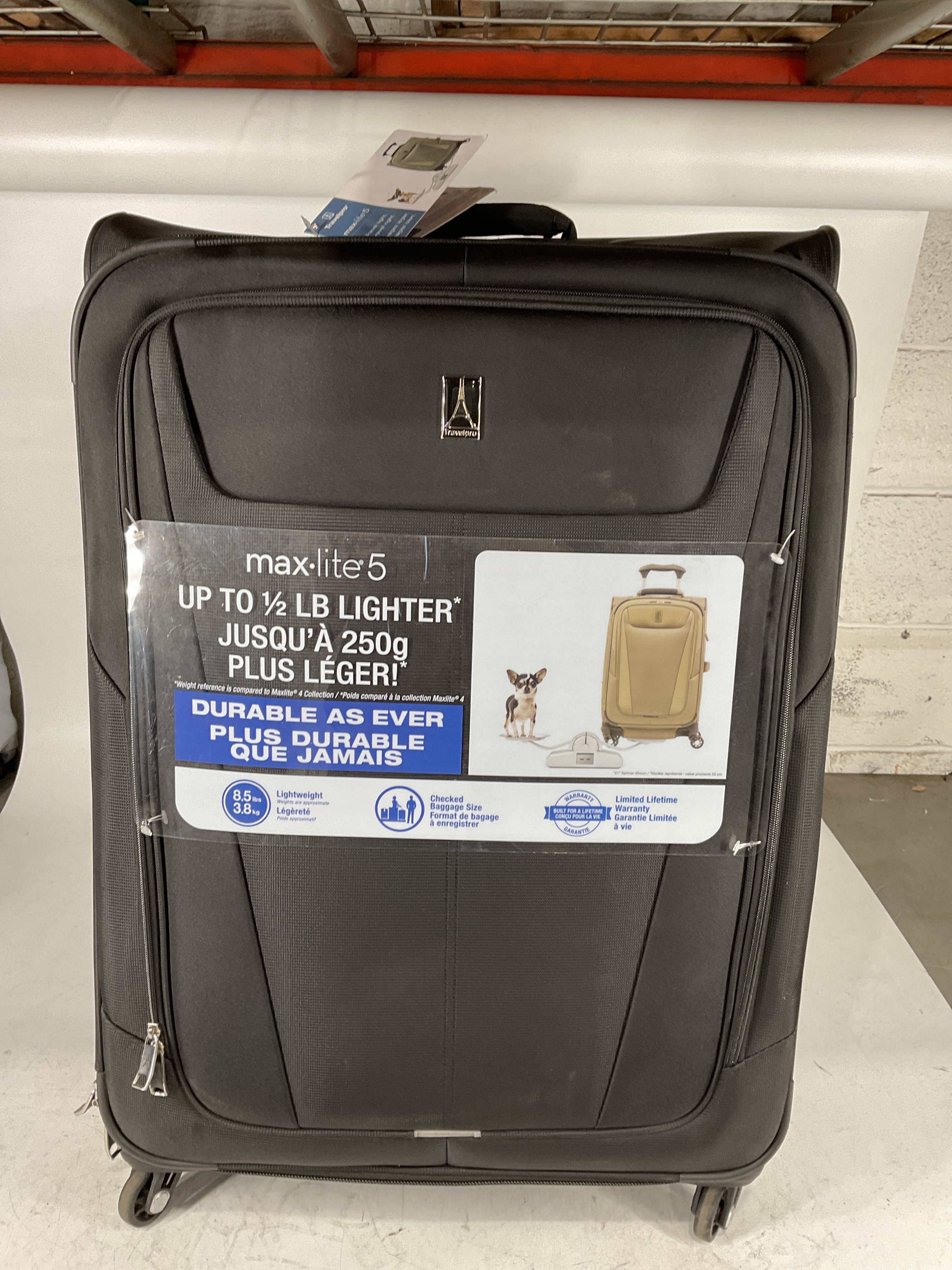 Travelpro Maxlite 5 Softside Expandable Luggage with 4 Spinner Wheels, Lightweight Suitcase, Men and Women U19