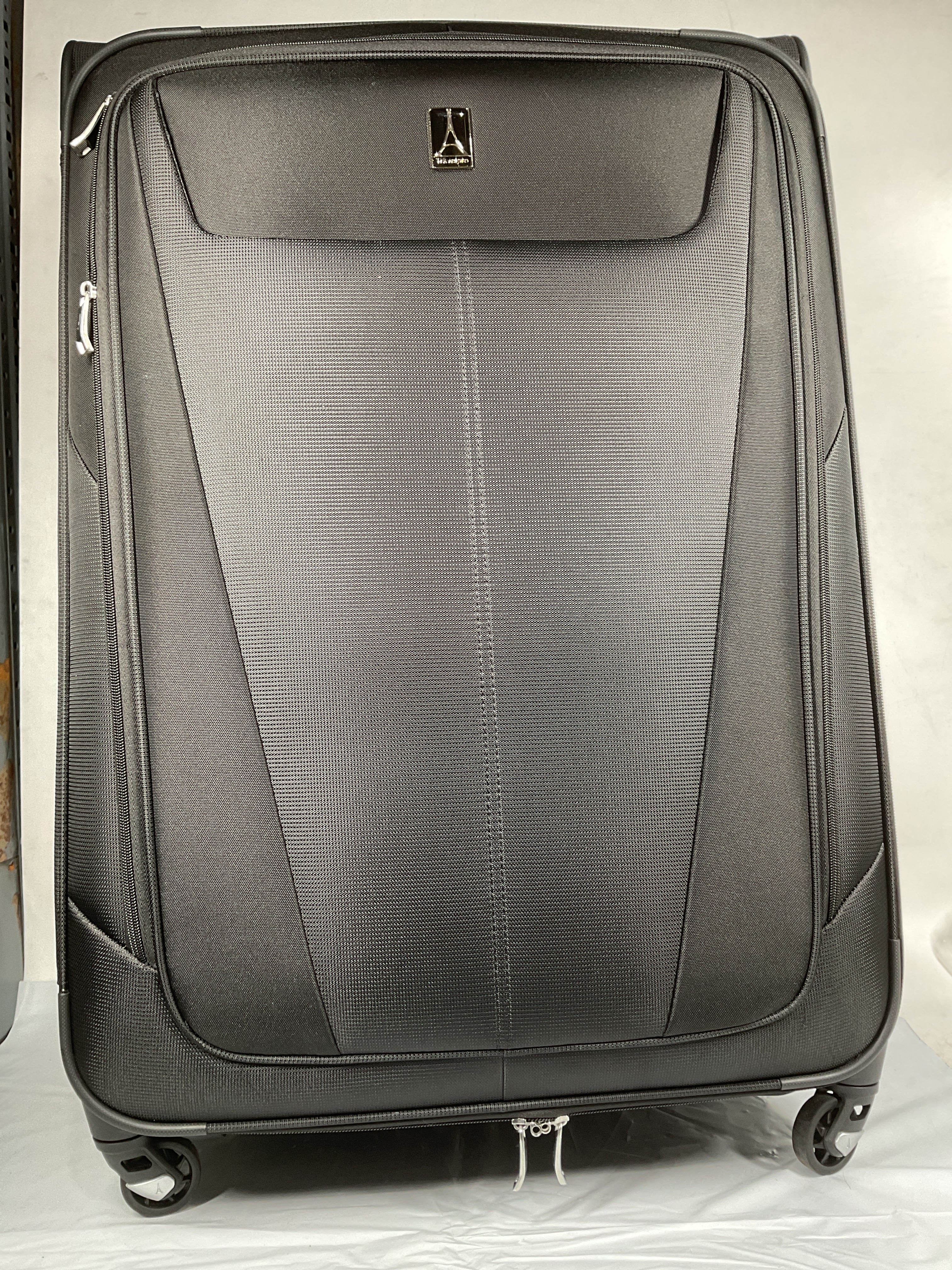 Travelpro Maxlite 5 Softside Expandable Luggage with 4 Spinner Wheels, Lightweight Suitcase, Men and Women ( Black , Checked-Large 29-Inch ) Black Checked Large 29 Inch U34