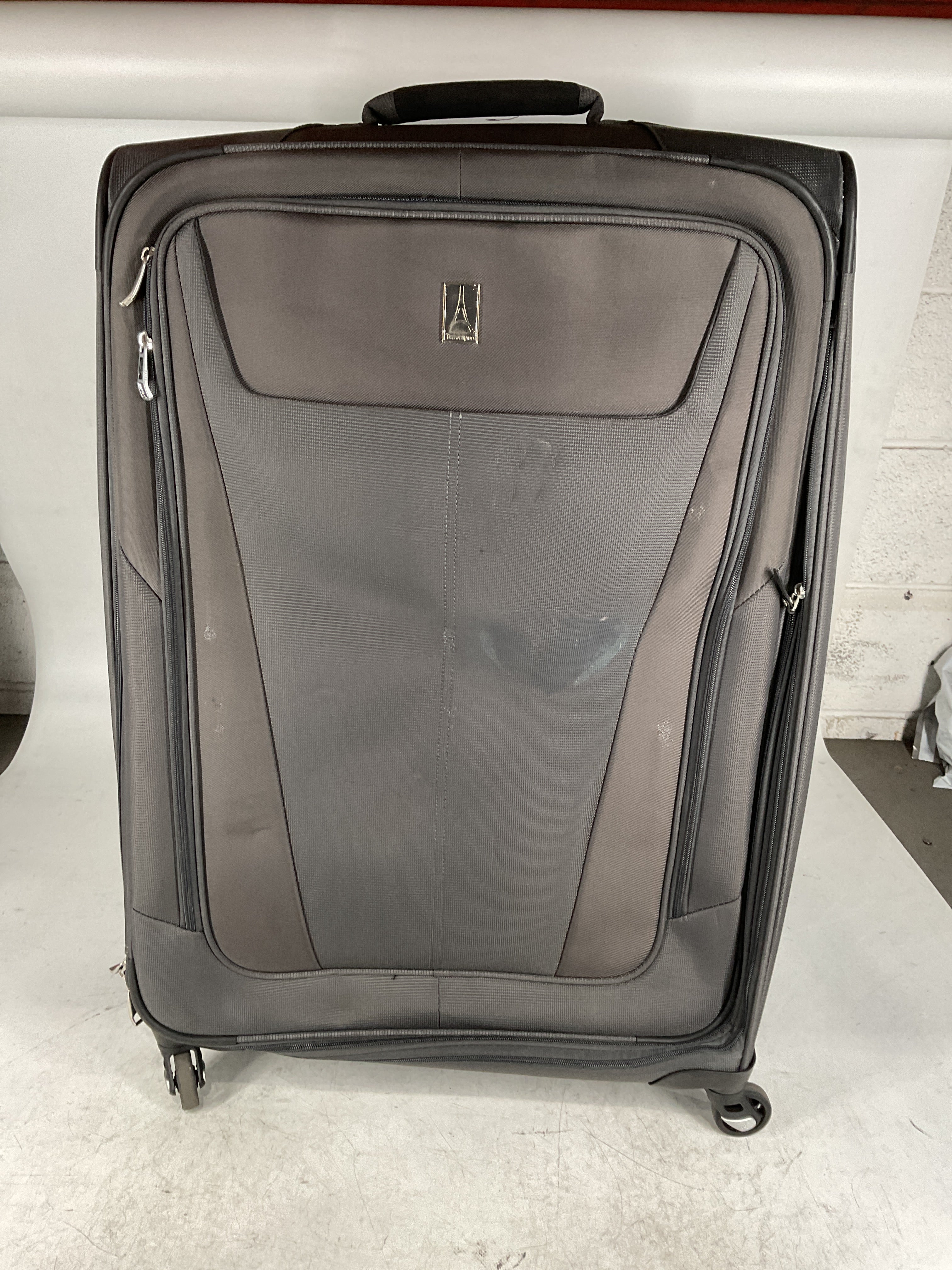 Travelpro Maxlite 5 Softside Expandable Luggage with 4 Spinner Wheels, Lightweight Suitcase, Men and Women U4