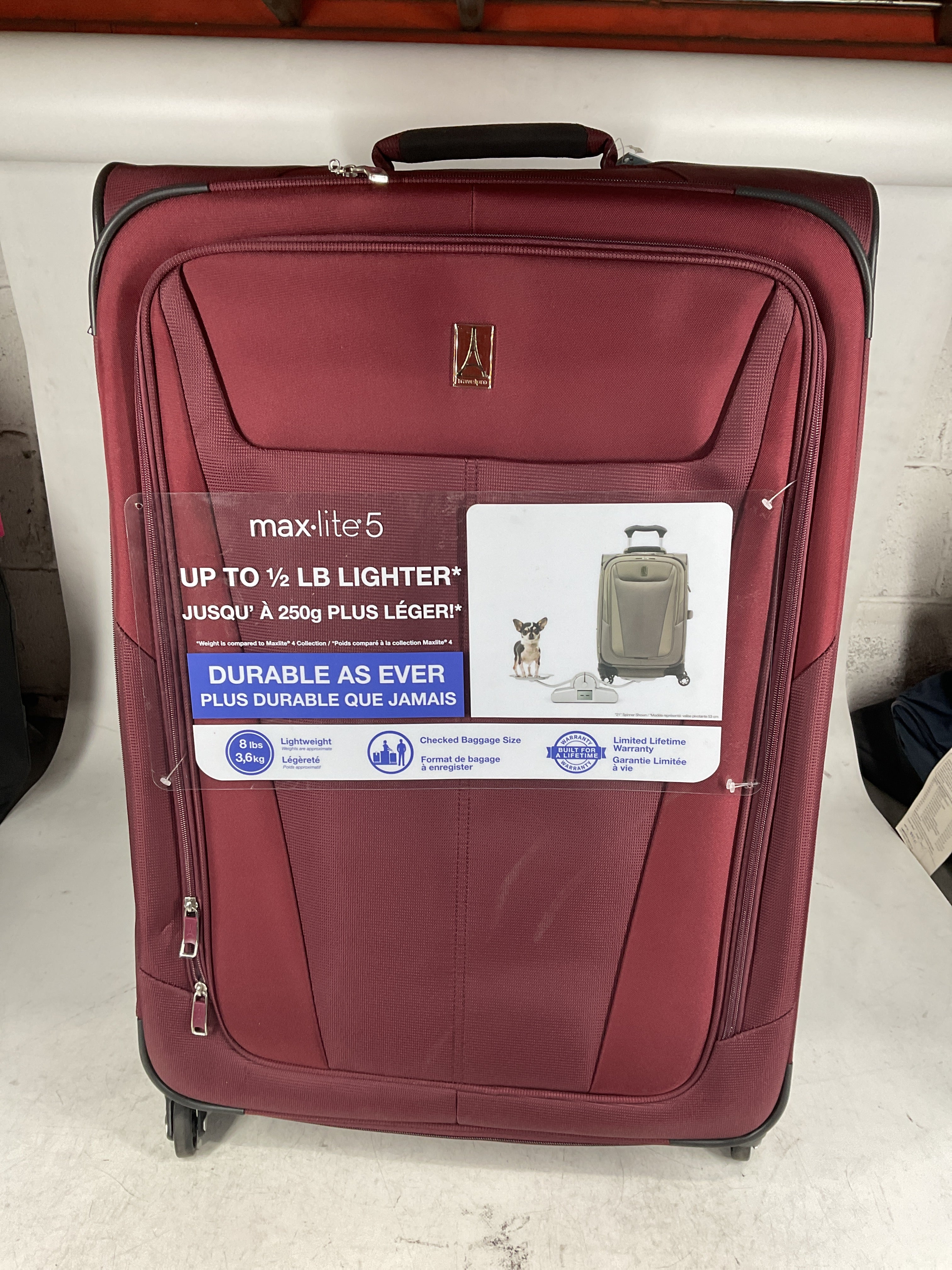 Travelpro Maxlite 5 Softside Expandable Luggage with 4 Spinner Wheels, Lightweight Suitcase, Men and Women U26