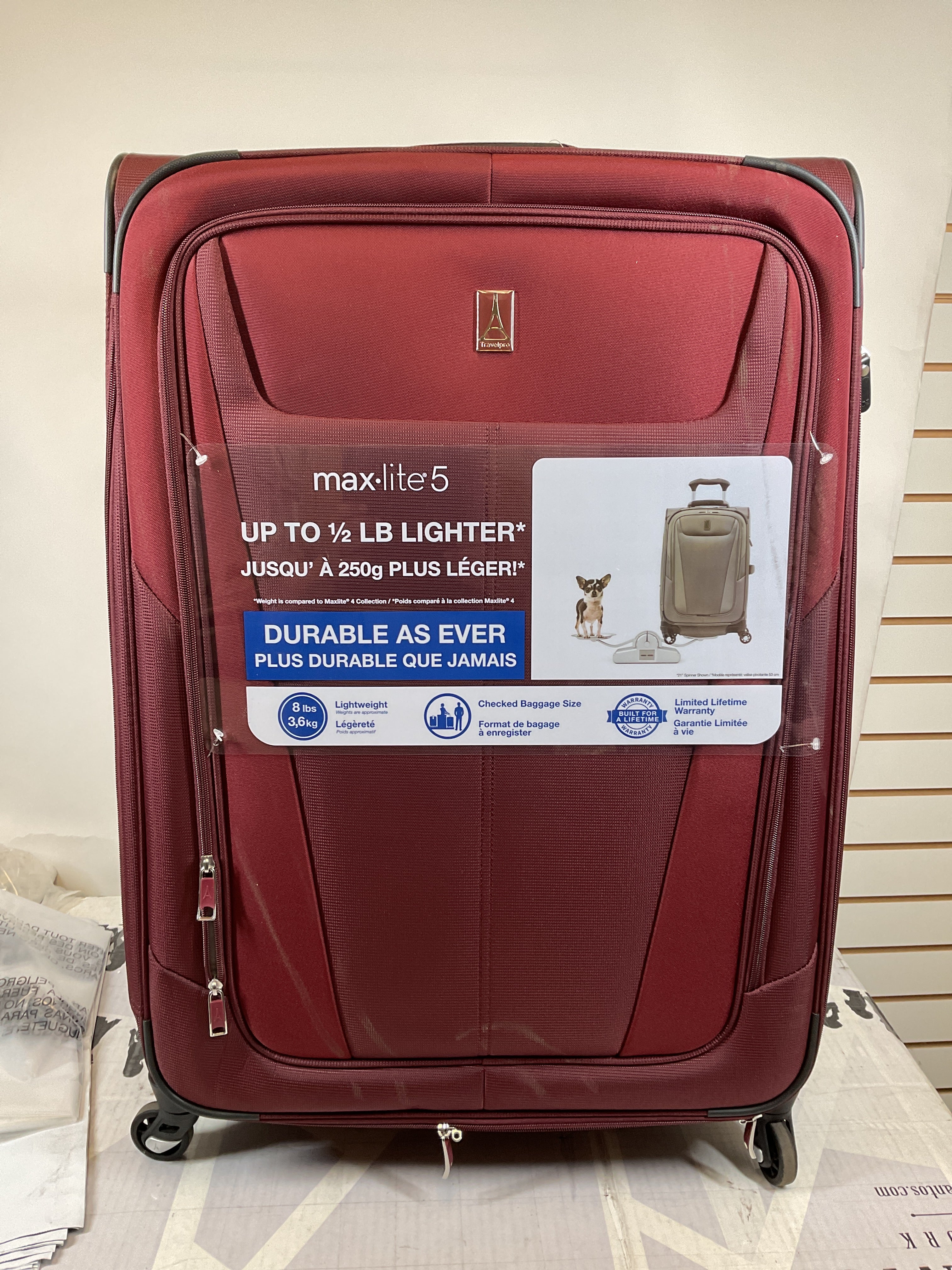 Travelpro Maxlite 5 Softside Expandable Luggage with 4 Spinner Wheels, Lightweight Suitcase, Men and Women ( Burgundy , Checked-Large 29-Inch ) Burgundy Checked Large 29 Inch U40