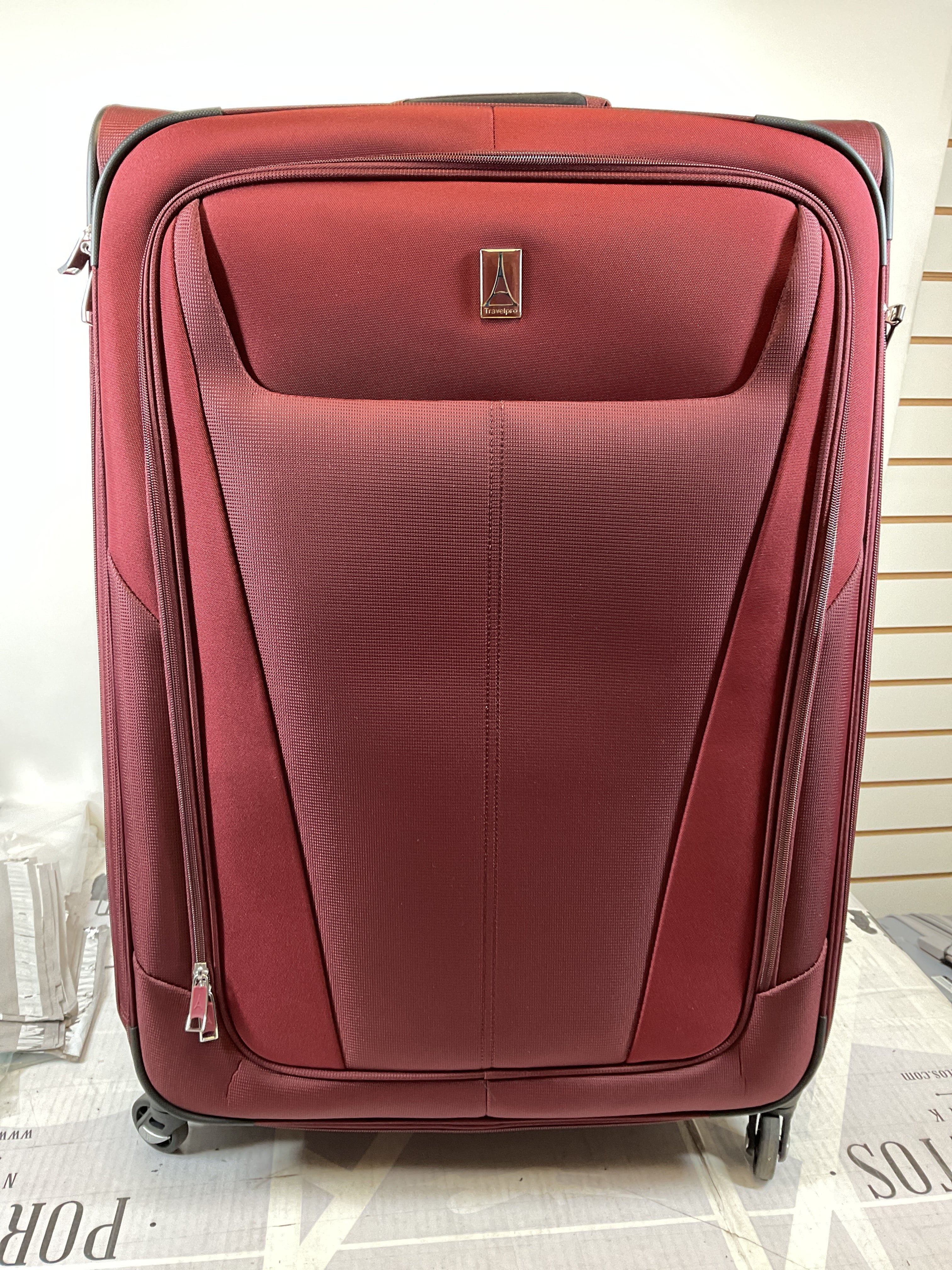 Travelpro Maxlite 5 Softside Expandable Luggage with 4 Spinner Wheels, Lightweight Suitcase, Men and Women ( Burgundy , Checked-Large 29-Inch ) Burgundy Checked Large 29 Inch U45