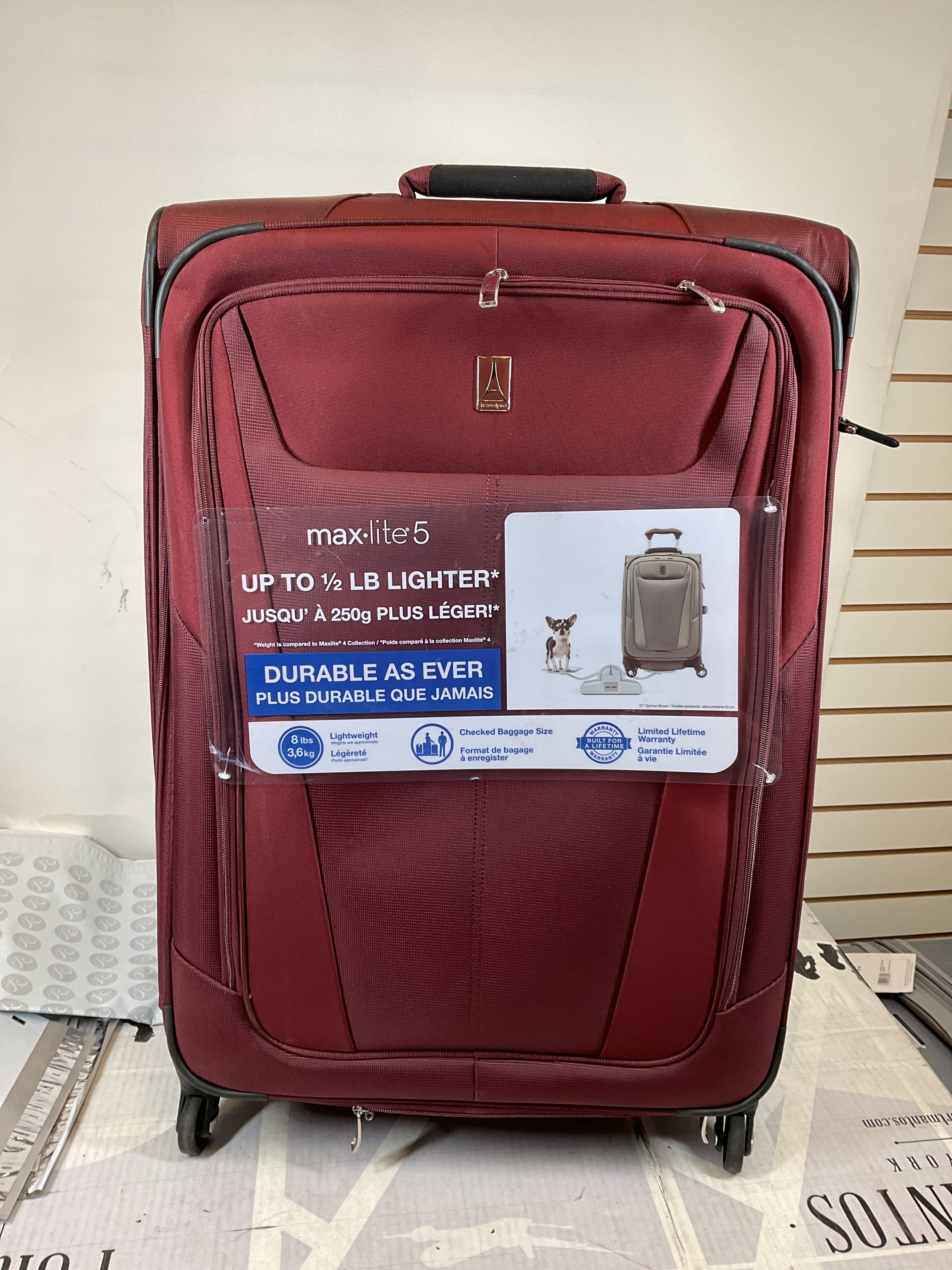 Travelpro Maxlite 5 Softside Expandable Luggage with 4 Spinner Wheels, Lightweight Suitcase, Men and Women ( Burgundy , Checked-Large 29-Inch ) Burgundy Checked Large 29 Inch U46