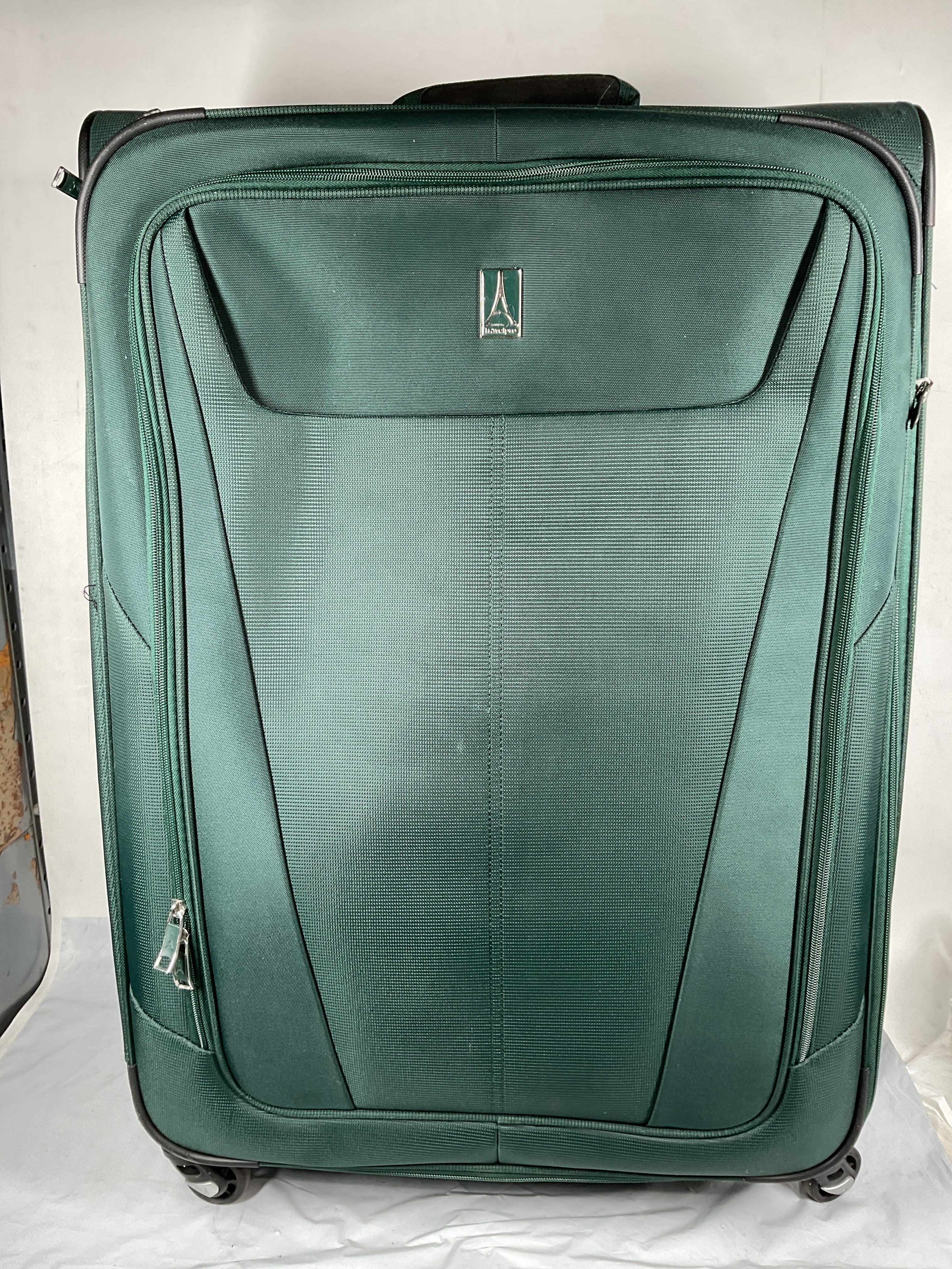 Travelpro Maxlite 5 Softside Expandable Luggage with 4 Spinner Wheels, Lightweight Suitcase, Men and Women ( Green Forest , Checked-Large 29-Inch ) Green Forest Checked Large 29 Inch U14