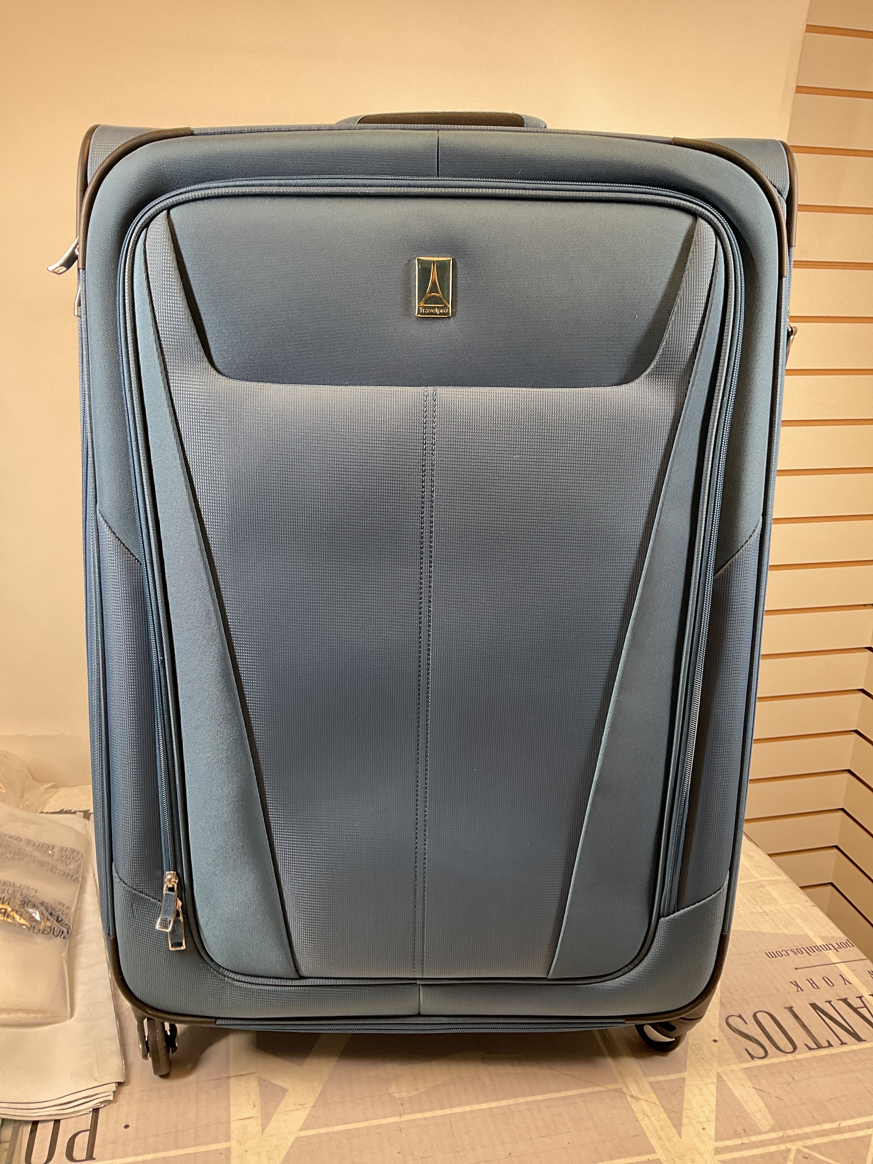 Travelpro Maxlite 5 Softside Expandable Luggage with 4 Spinner Wheels, Lightweight Suitcase, Men and Women ( Ensign Blue , Checked-Large 29-Inch ) Ensign Blue Checked Large 29 Inch U21