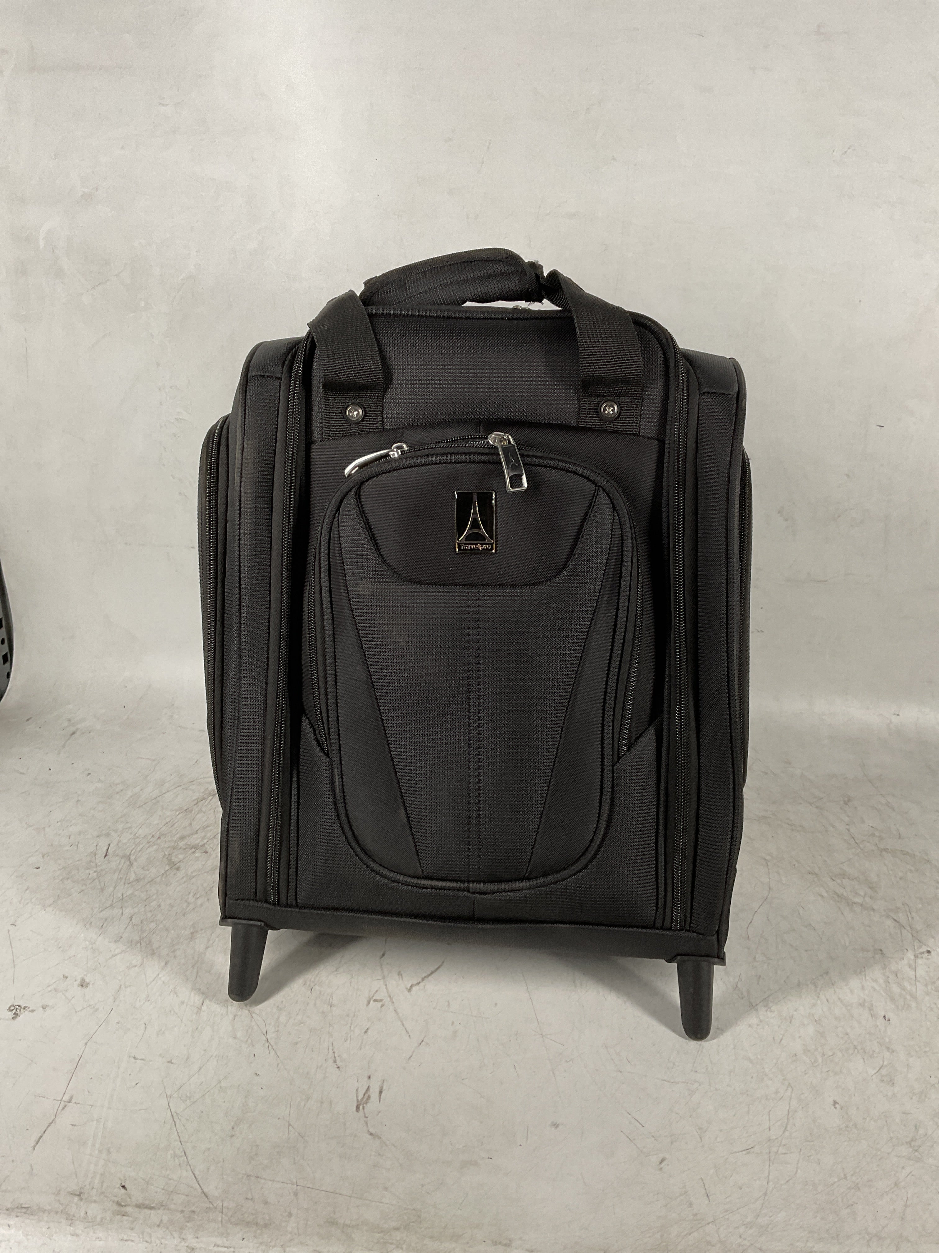 Travelpro Luggage Maxlite 5 Softside Lightweight Rolling Underseat Compact Carry on Upright 2 Wheel Bag, Men and Women ( Black , 15-Inch ) Black 15 Inch U21