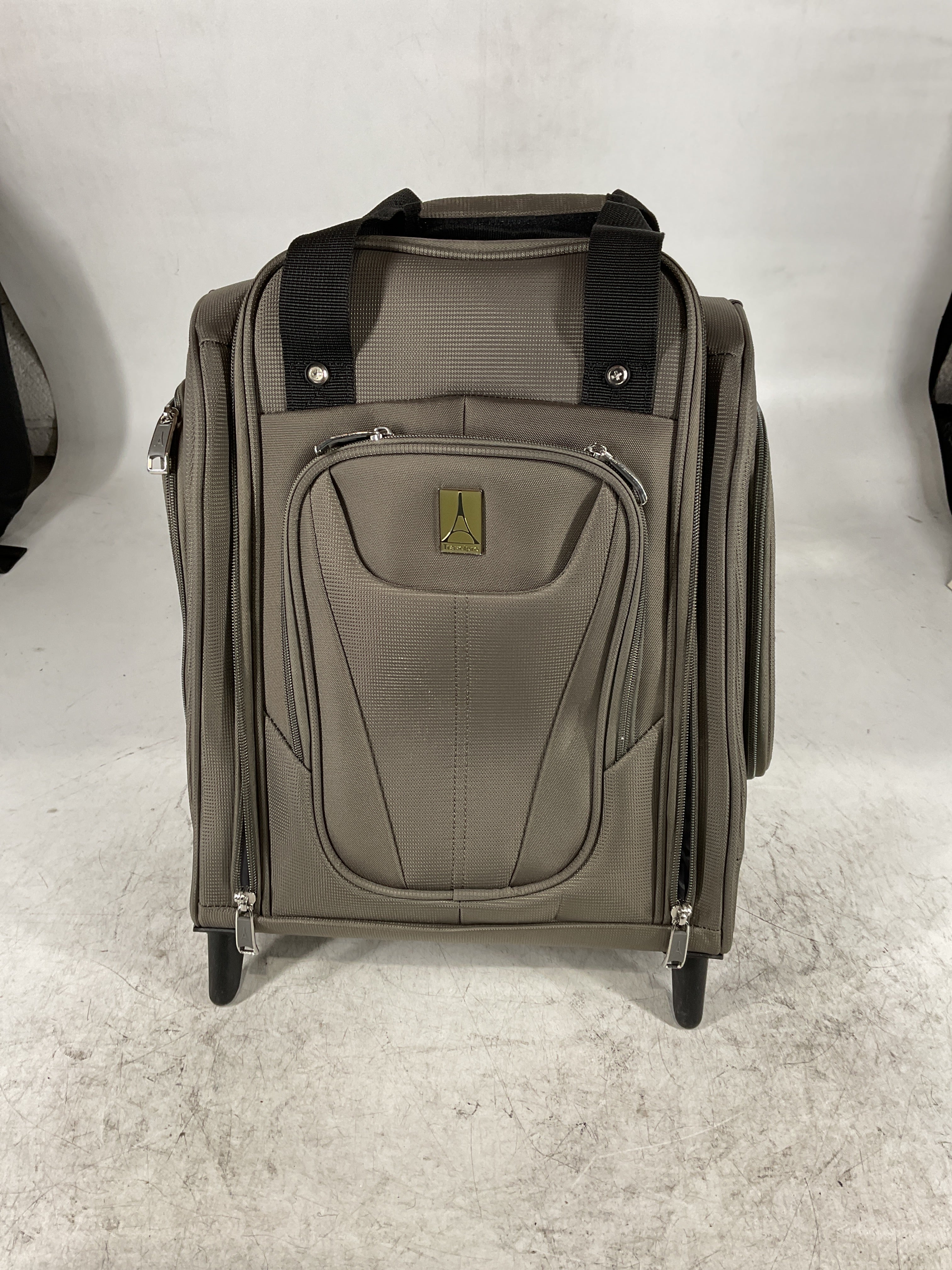 Travelpro Luggage Maxlite 5 Softside Lightweight Rolling Underseat Compact Carry on Upright 2 Wheel Bag, Men and Women Slate Green 15 Inch U4