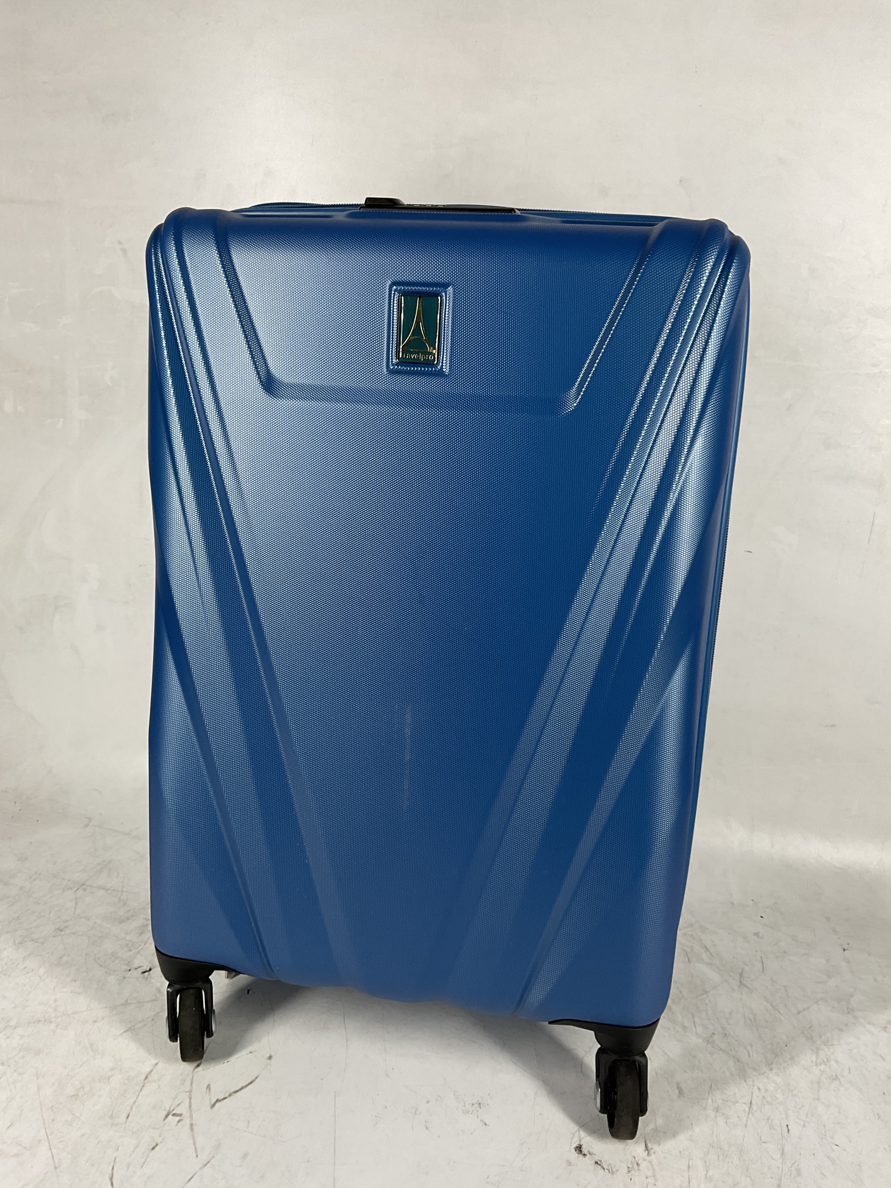 Travelpro Maxlite 5 Hardside Spinner Wheel Luggage Azure Blue Carry On 21 Inch U3
