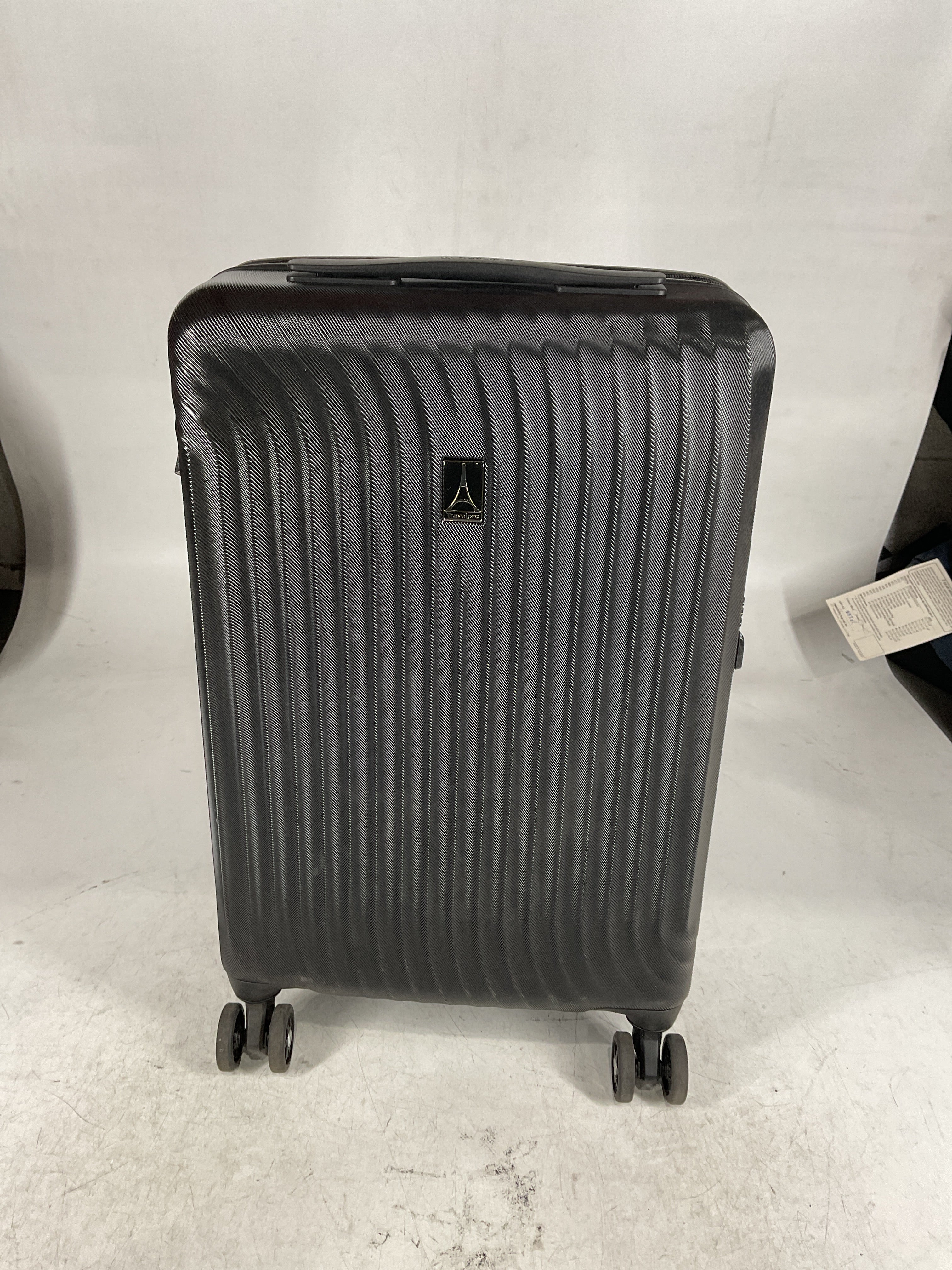 Travelpro Maxlite Air Hardside Expandable Luggage, 8 Spinner Wheels, Lightweight Hard Shell Polycarbonate U8